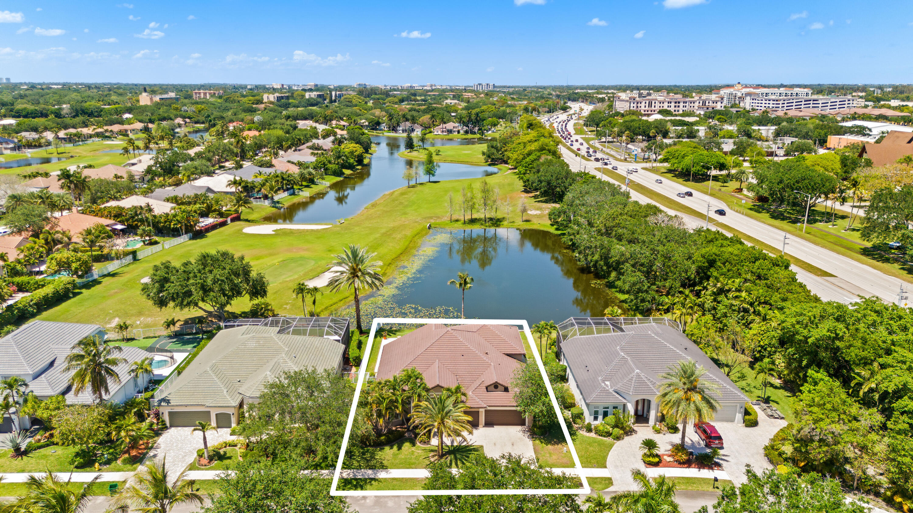 ROLLING HILLS GOLF & TENNIS CLUB - Residential