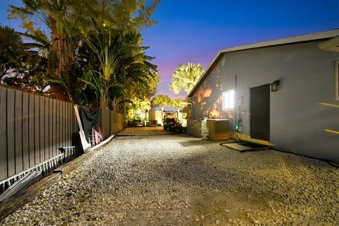 A home in Lake Worth