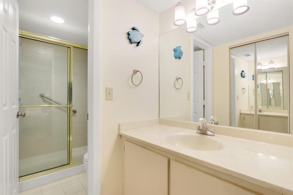 WINGFOOT CONDO - Residential