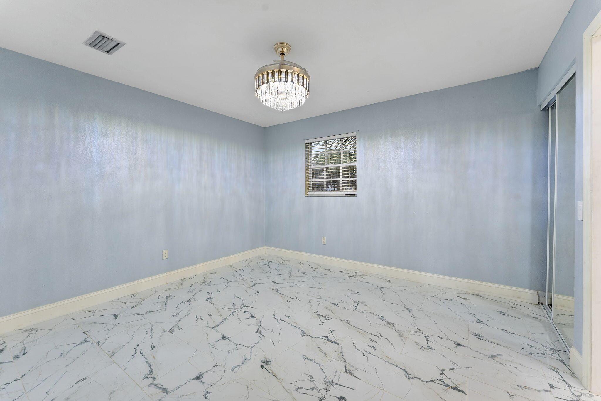 GRAMERCY PARK UNIT 4 - Residential