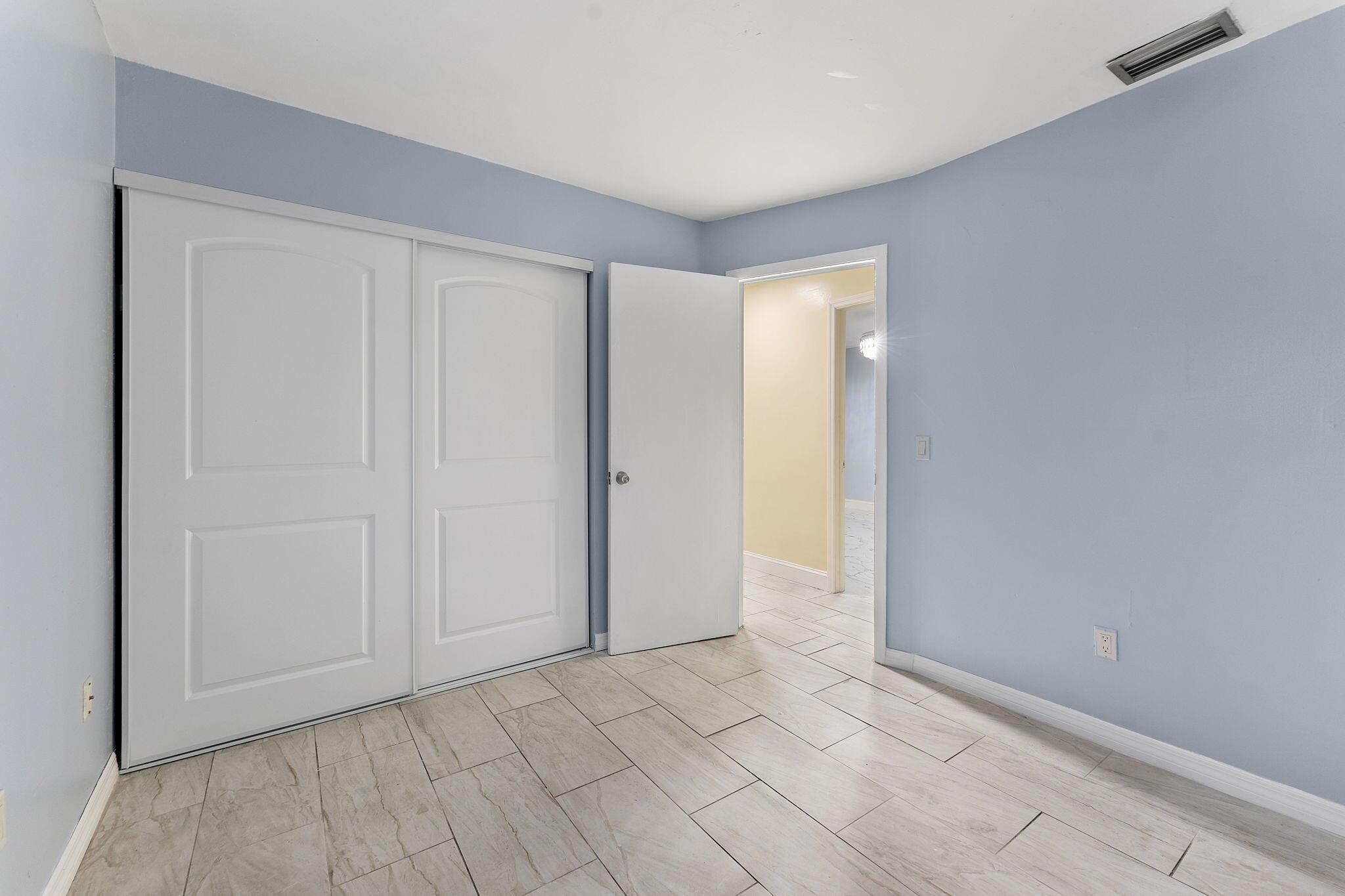 GRAMERCY PARK UNIT 4 - Residential