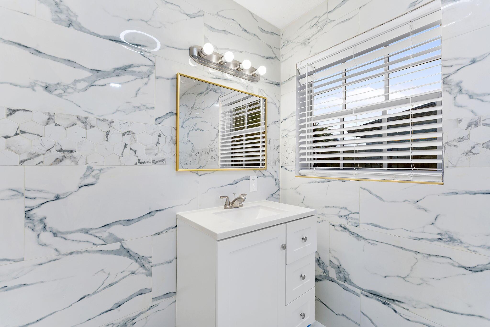 GRAMERCY PARK UNIT 4 - Residential