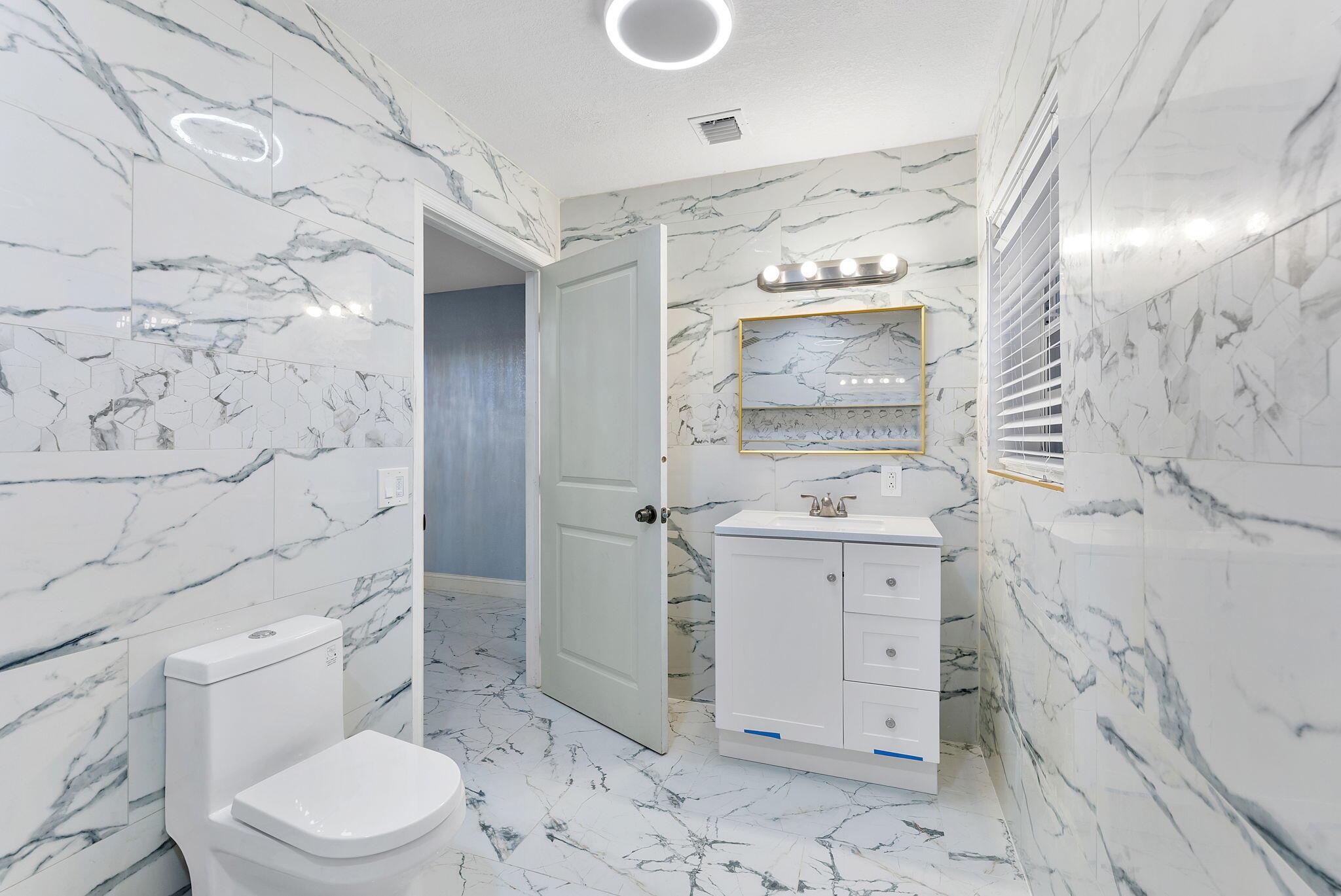 GRAMERCY PARK UNIT 4 - Residential