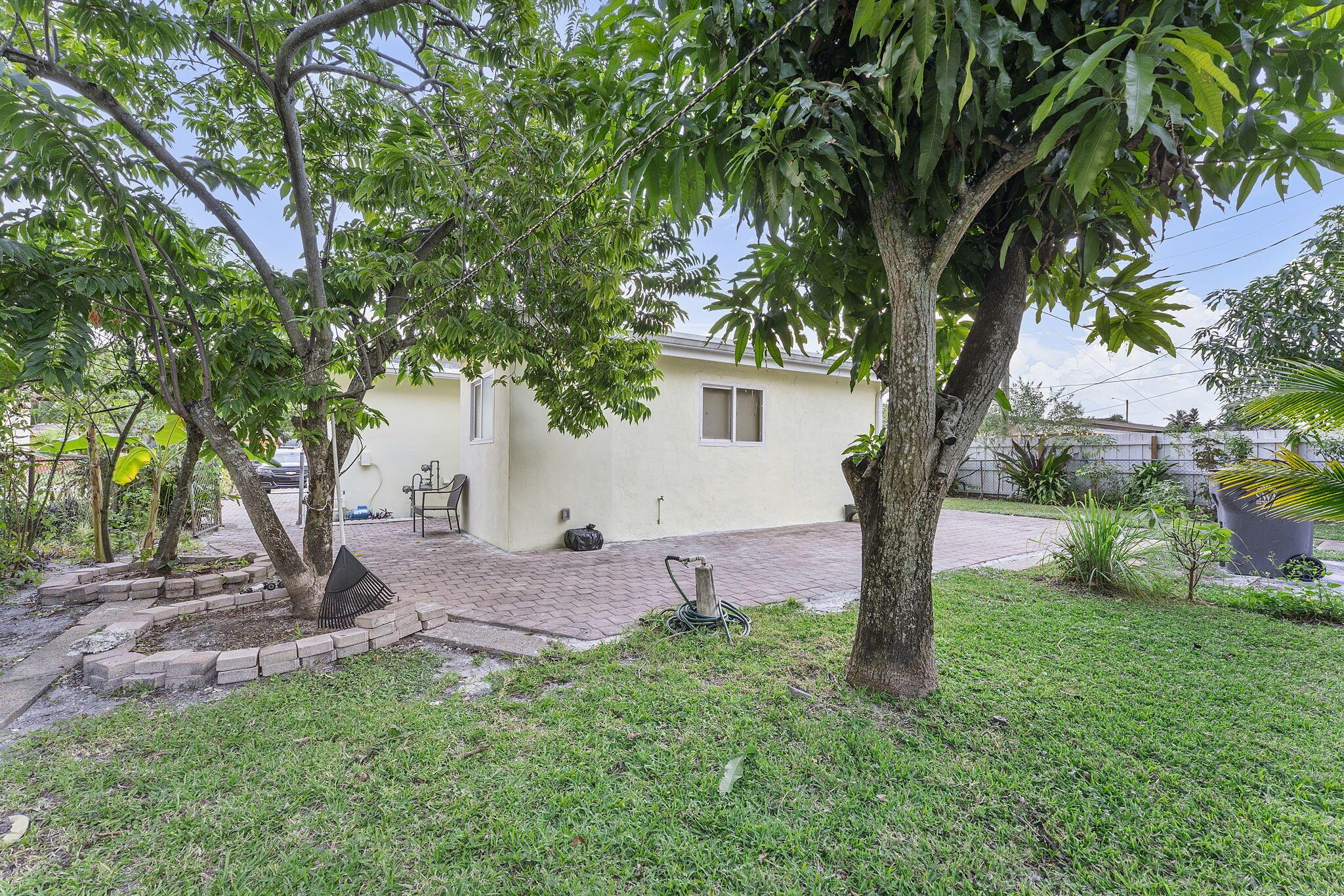 GRAMERCY PARK UNIT 4 - Residential