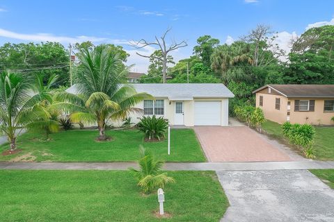 4862 Tortuga Drive West Palm Beach FL 33407