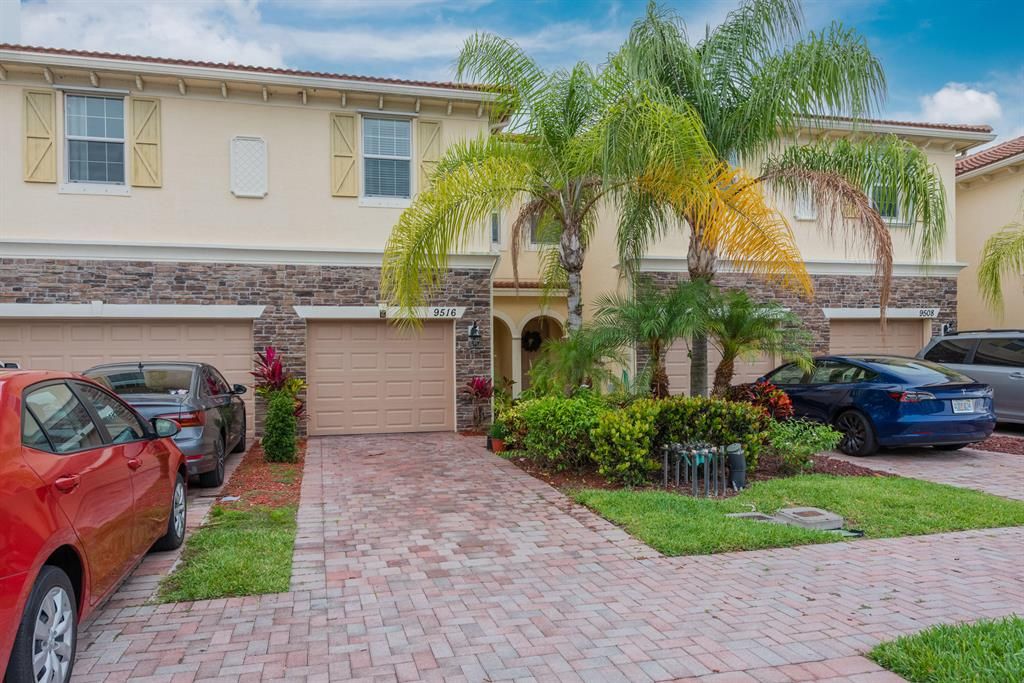 Photo of 9516 SW Merlin Court, Stuart, FL 34997 (MLS # R10805526)