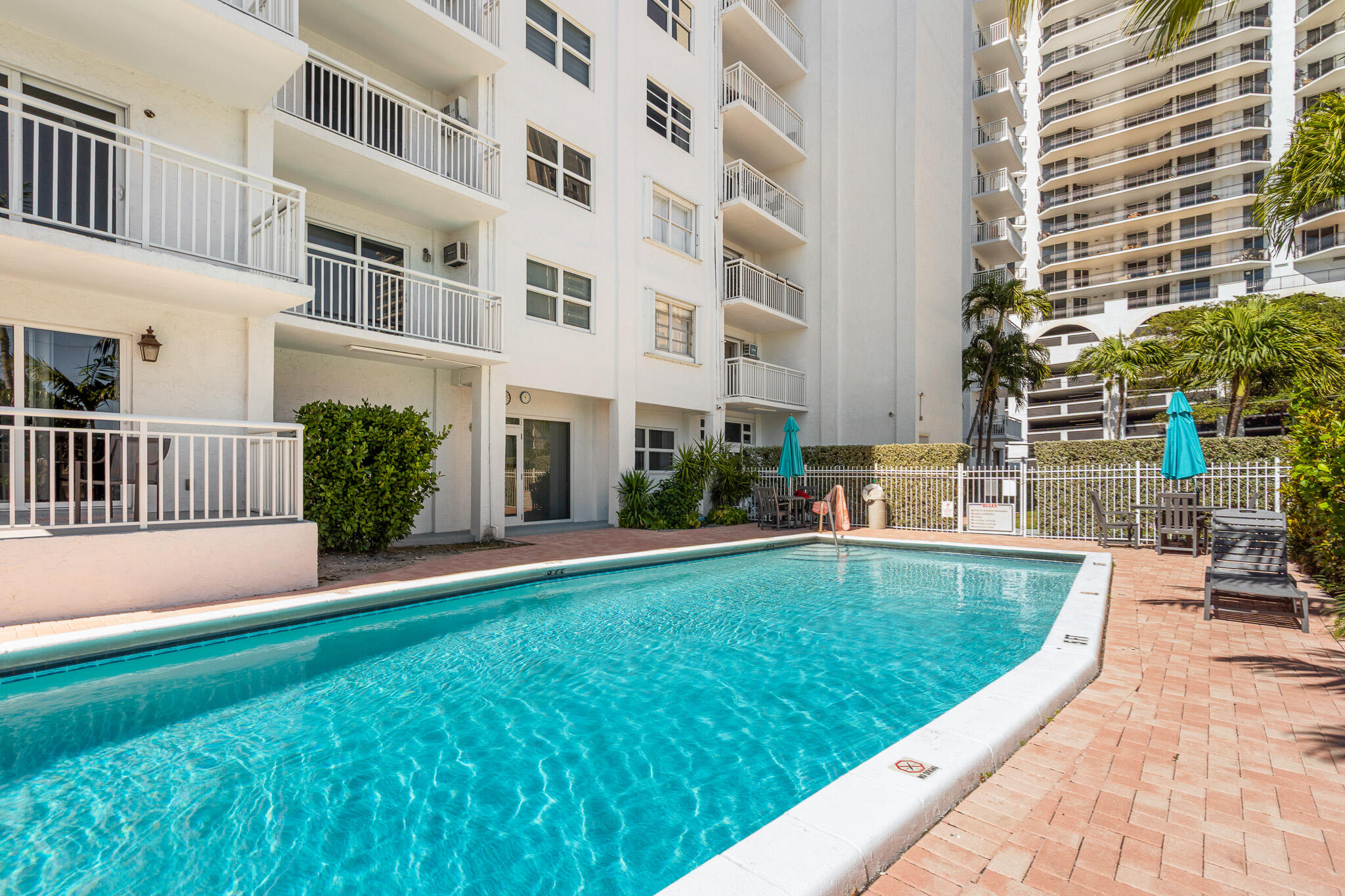 LEISURE BEACH CONDO - Residential