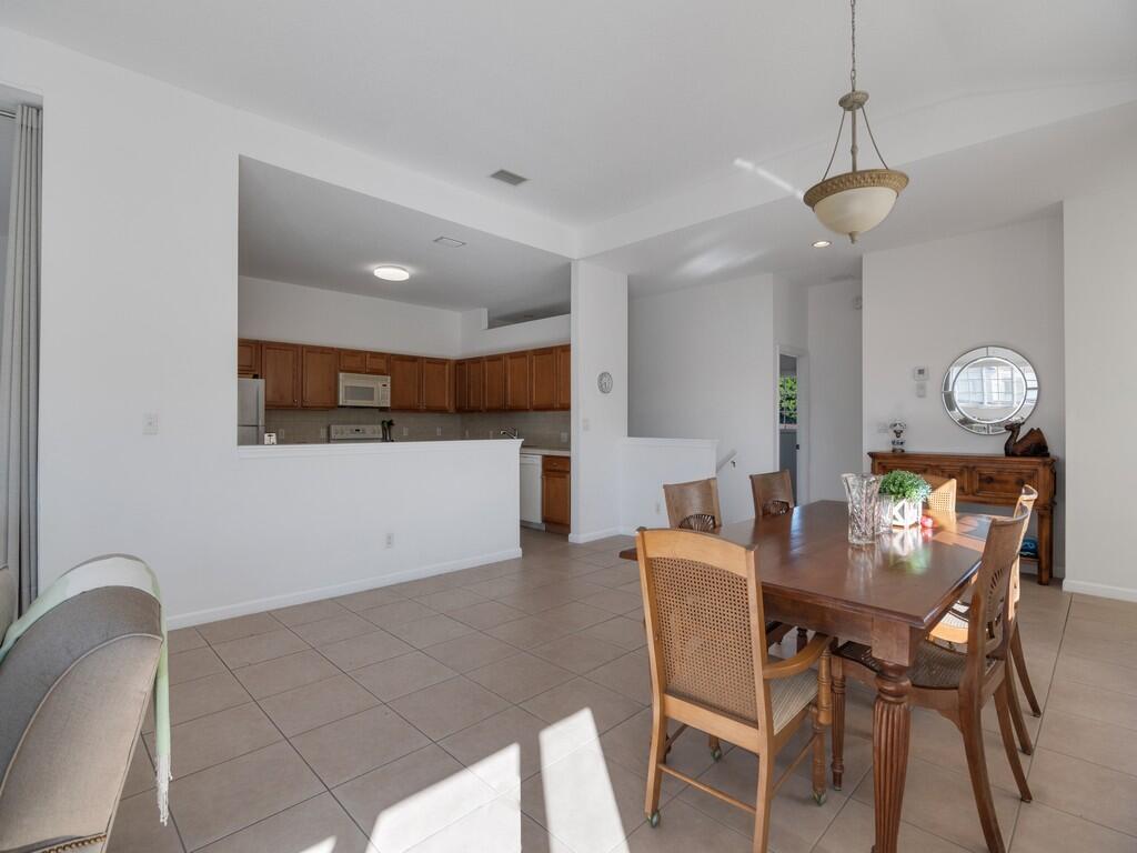 FOUNTAINHEAD GARDEN VILLA - Residential