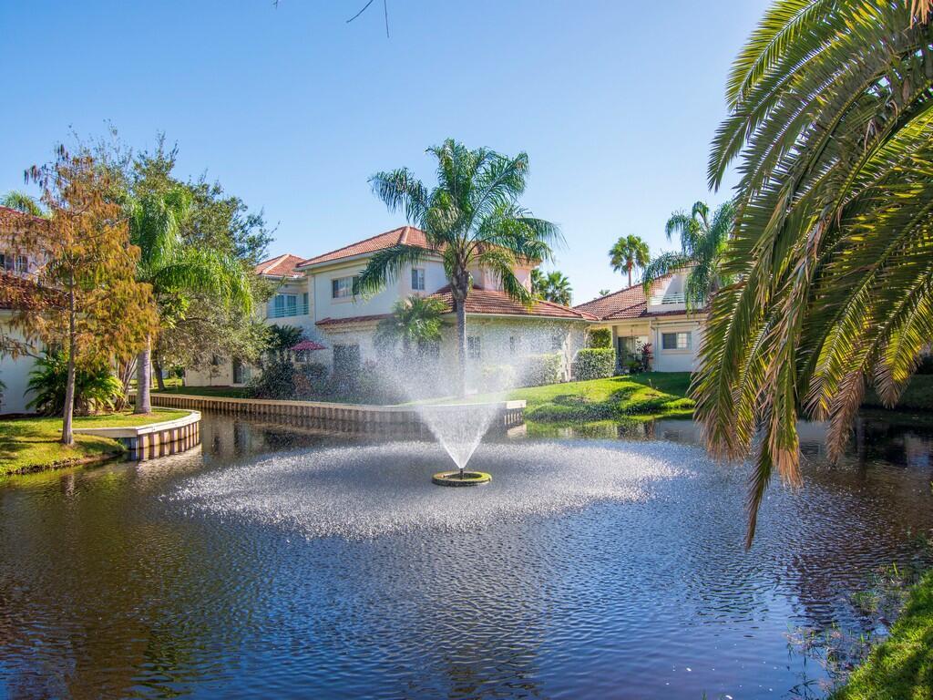 FOUNTAINHEAD GARDEN VILLA - Residential