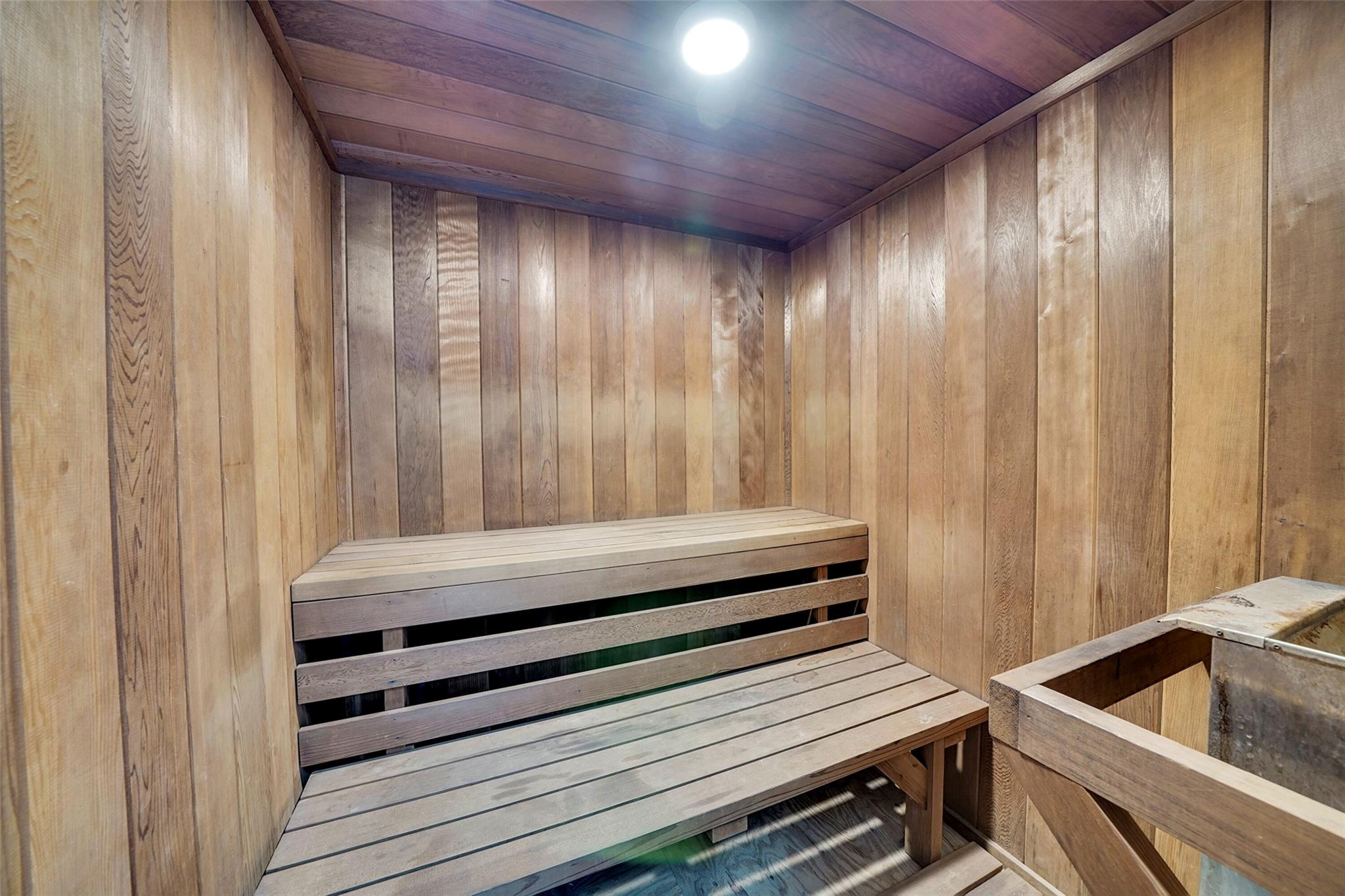 EDGEWATER BEACH TOWER - Residential Lease