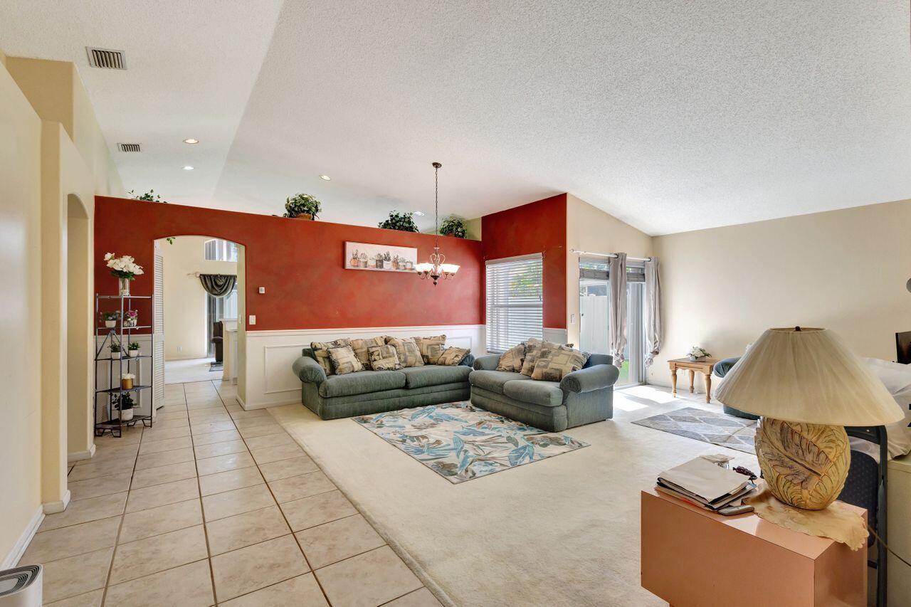 5317 Oakmont Village Circle