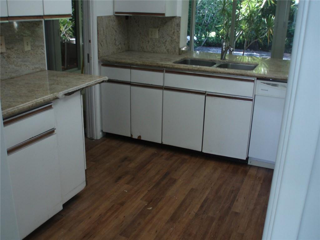 Palm Club Co-Op - Residential
