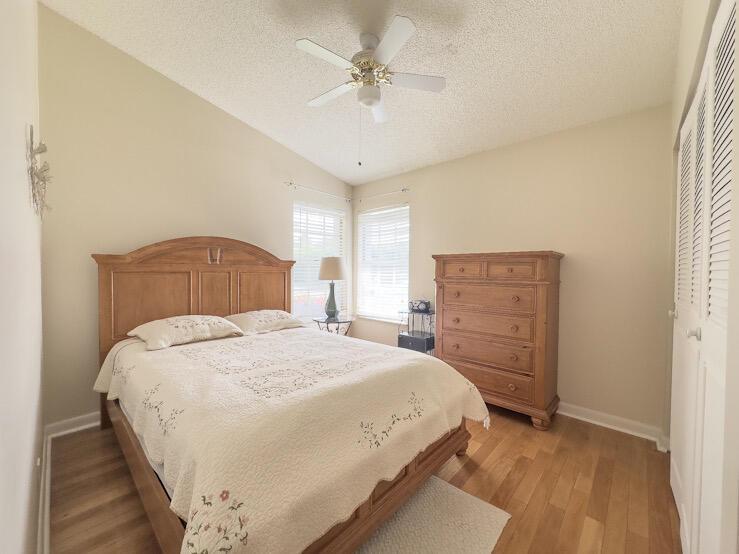 ISLAND CLUB - Residential