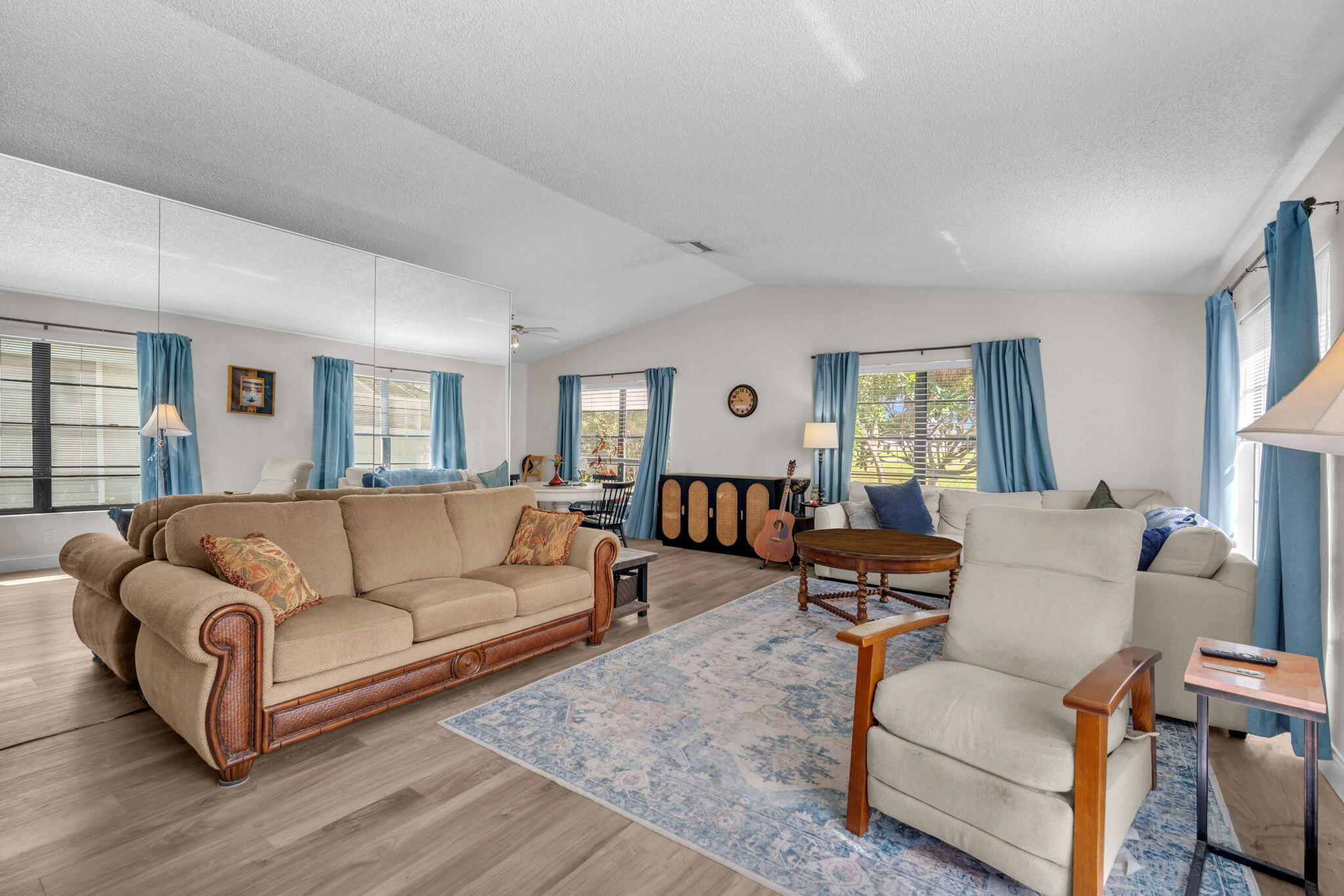 4775 BROOK Drive