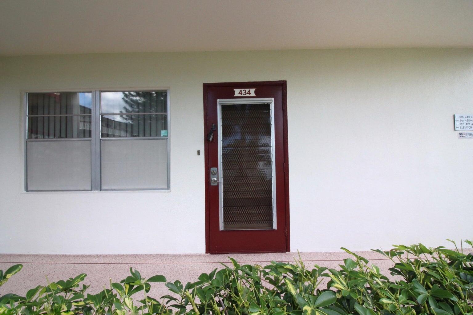 FANSHAW AT CENTURY VILLAGE CONDO - Residential