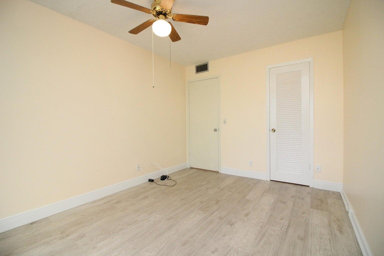 FANSHAW AT CENTURY VILLAGE CONDO - Residential