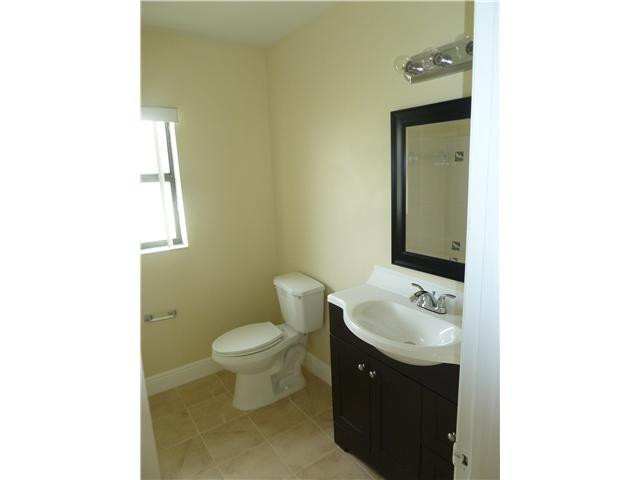 SUNRISE GOLF VILLAGE - Residential Lease