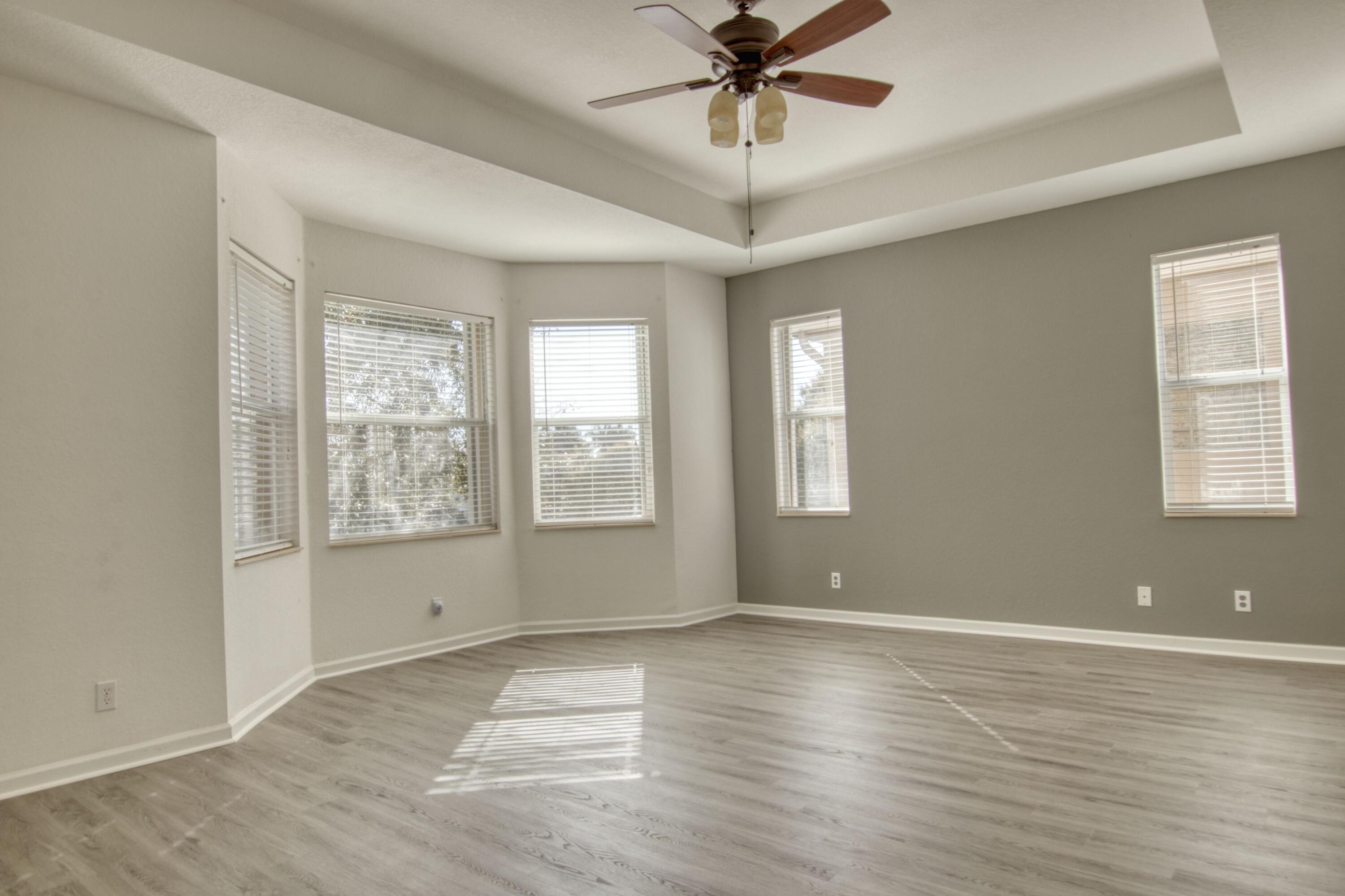 KNOLLWOOD PUD - Residential Lease