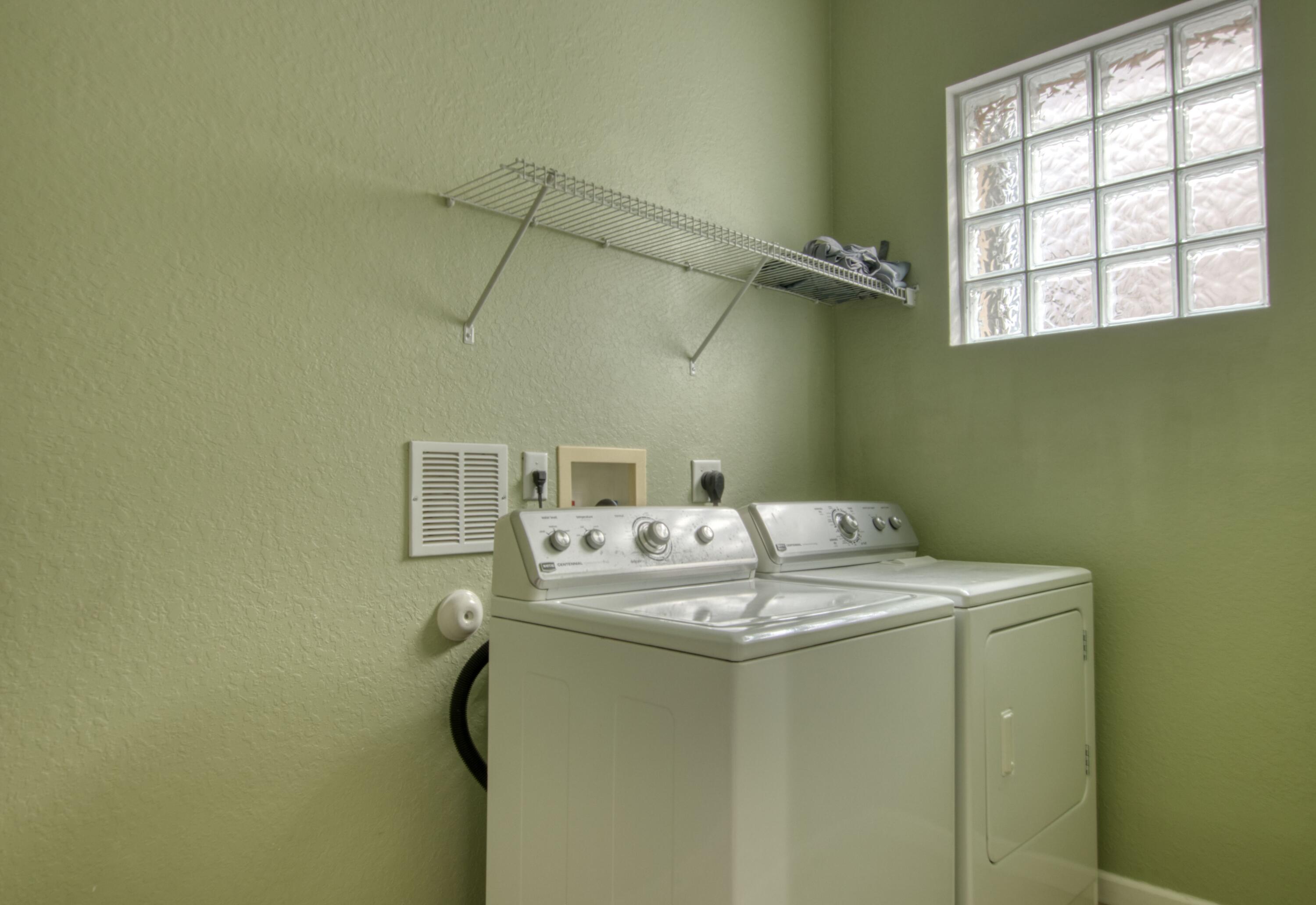 KNOLLWOOD PUD - Residential Lease