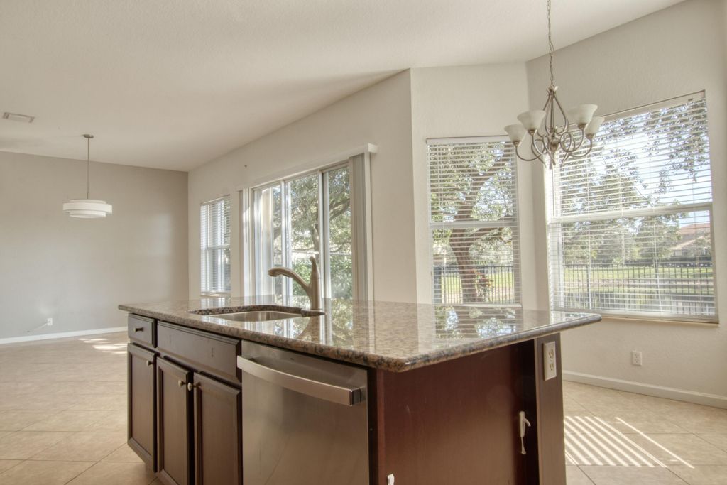 Photo of 8014 Tangelo Drive, Boynton Beach, FL 33436 (MLS # R11169140)