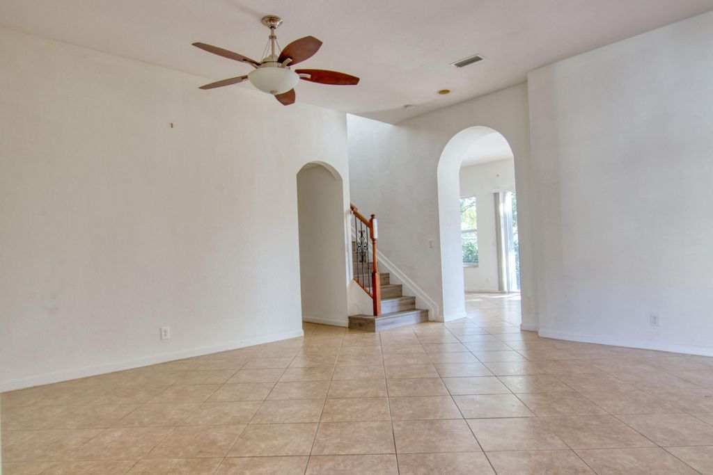 Photo of 8014 Tangelo Drive, Boynton Beach, FL 33436 (MLS # R11169140)