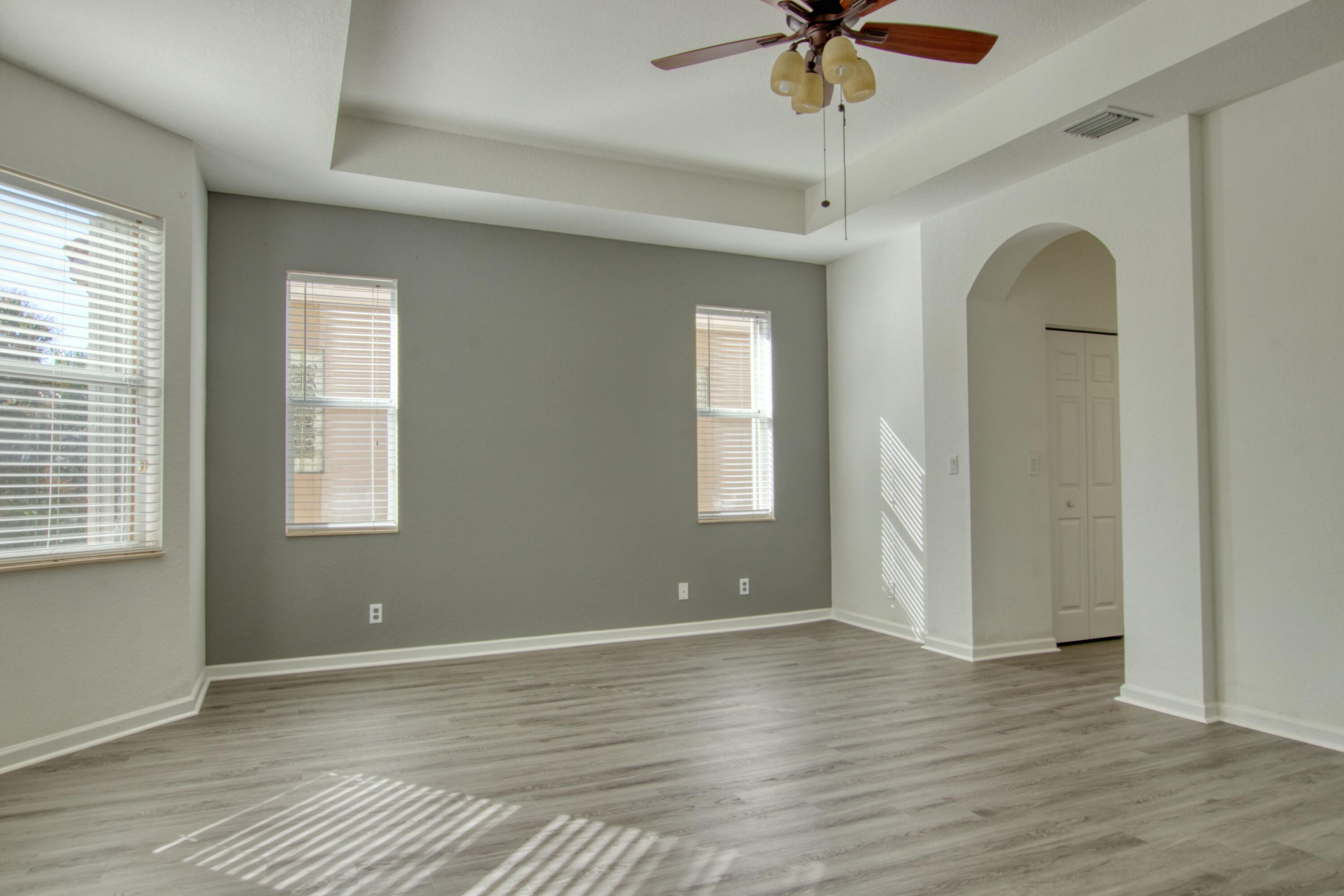 KNOLLWOOD PUD - Residential Lease