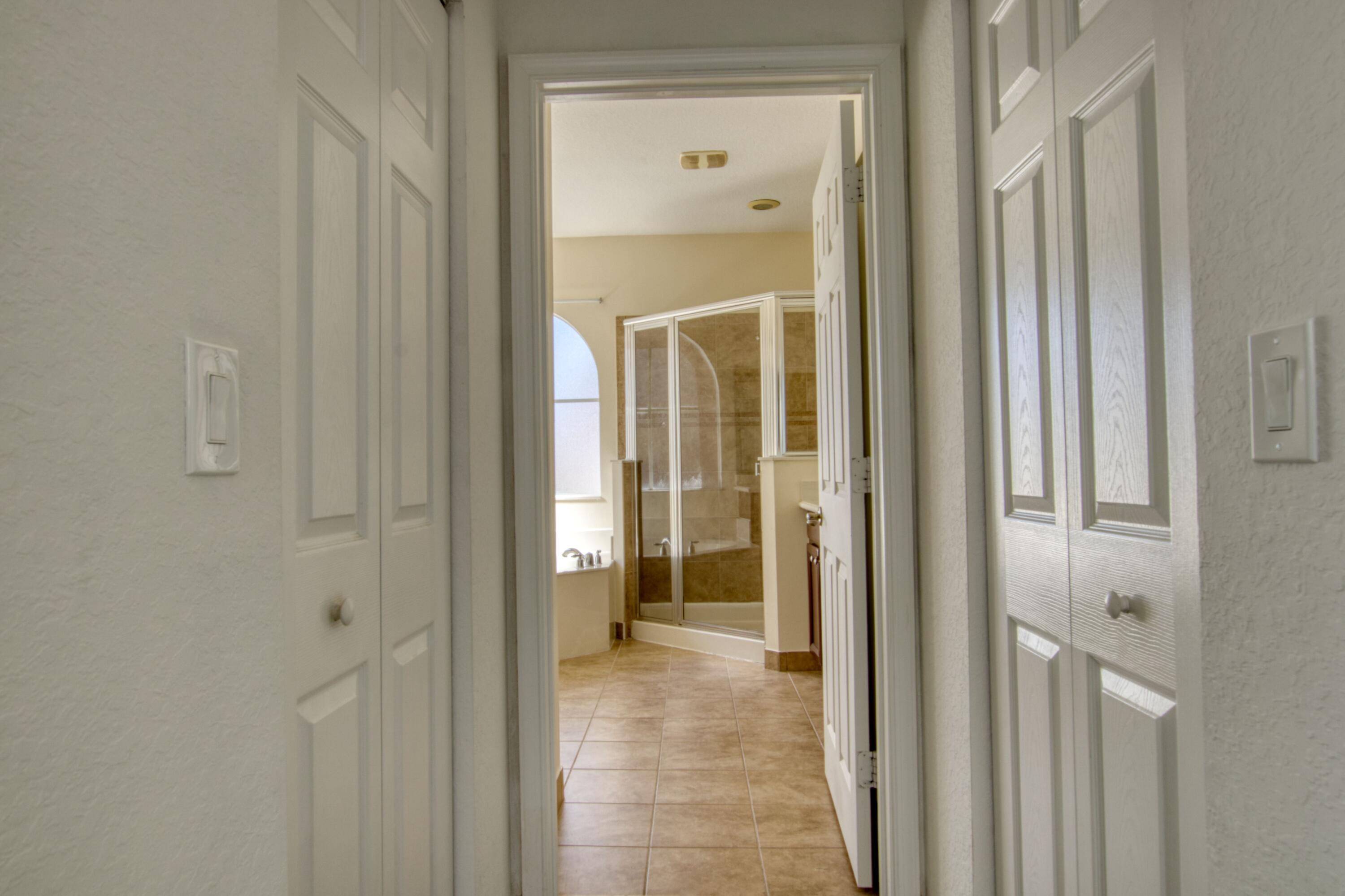 KNOLLWOOD PUD - Residential Lease