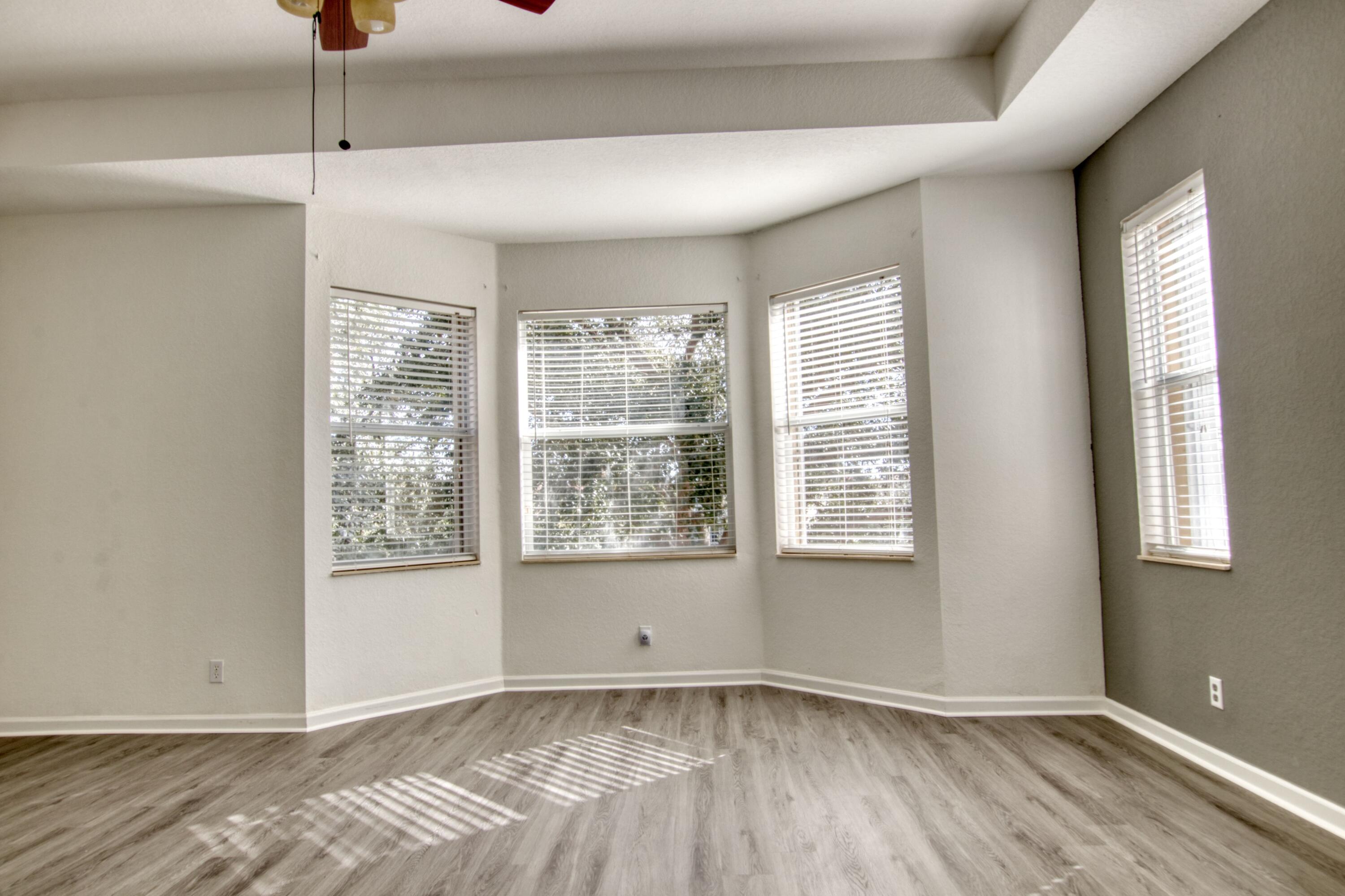 KNOLLWOOD PUD - Residential Lease