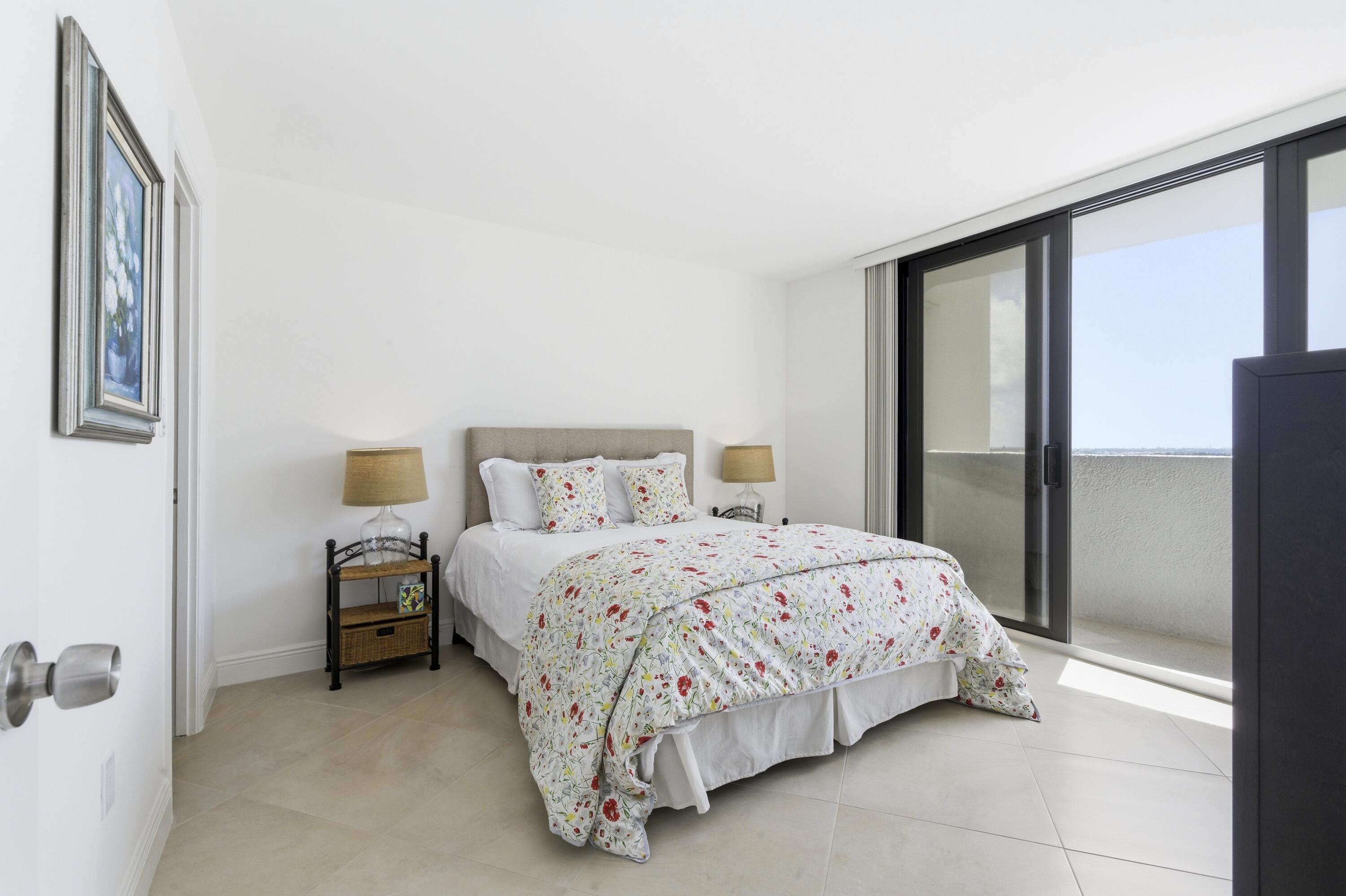 TRIANON CONDO - Residential Lease