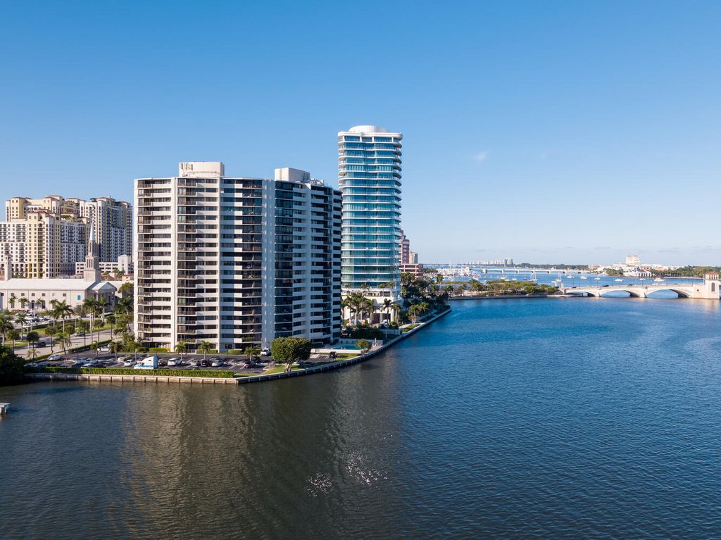 Photo of 1200 S Flagler Drive #1405, West Palm Beach, FL 33401 (MLS # B26000249)