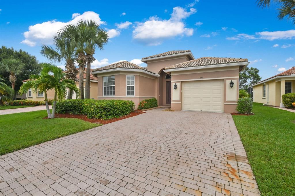Photo of 643 NW Stanford Lane, Port Saint Lucie, FL 34983 (MLS # R10742581)