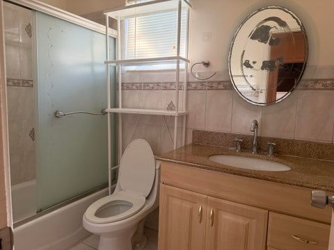 Tiny photo for 900 TALLWOOD Avenue #107, Hollywood, FL 33021 (MLS # B26088379)