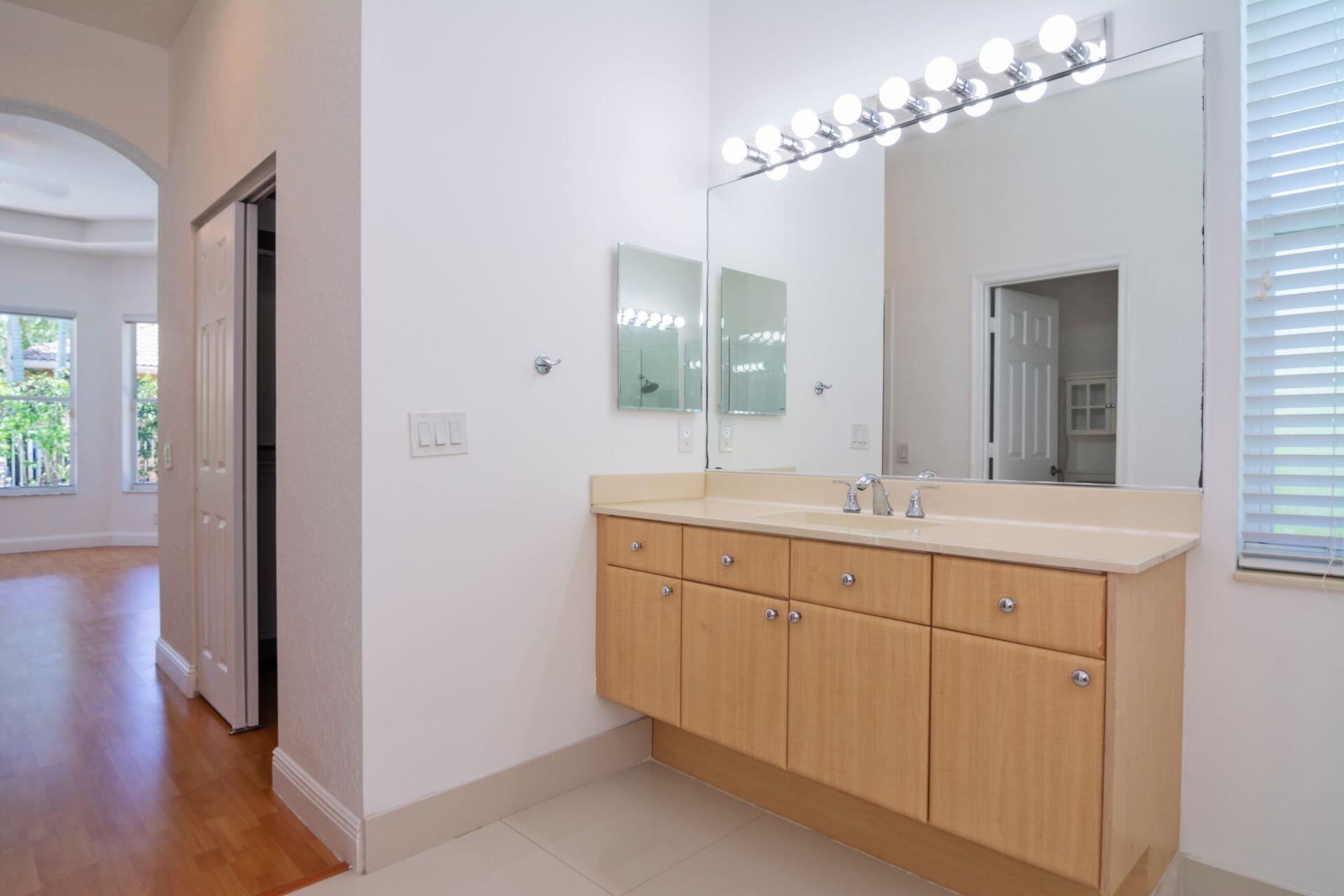 Harbor view - Weston Hill - Residential Lease