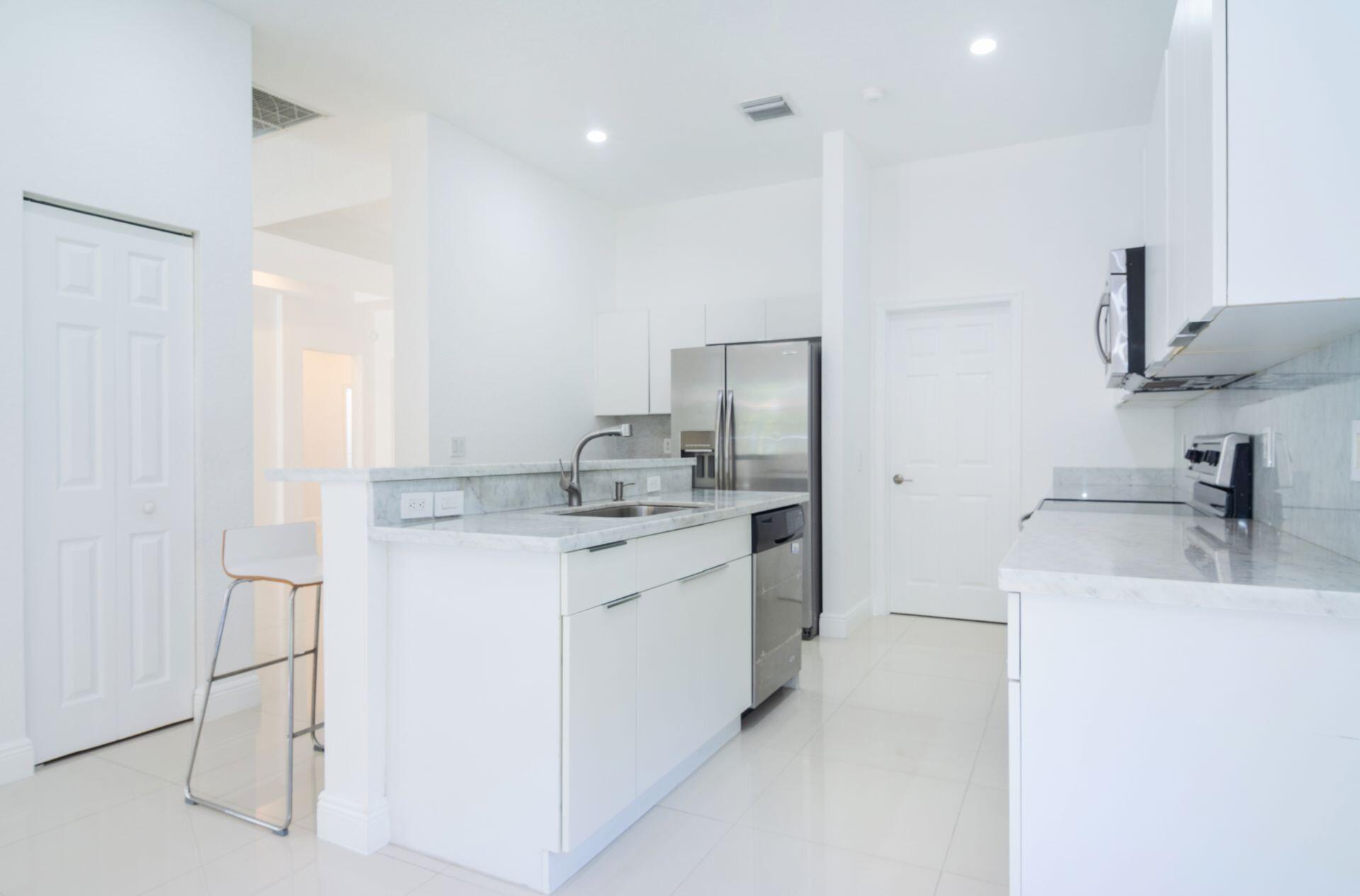 Harbor view - Weston Hill - Residential Lease