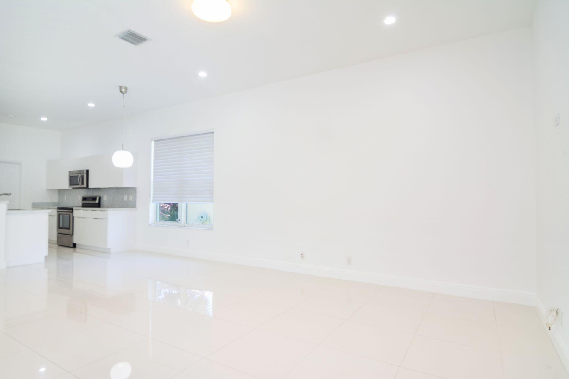Harbor view - Weston Hill - Residential Lease