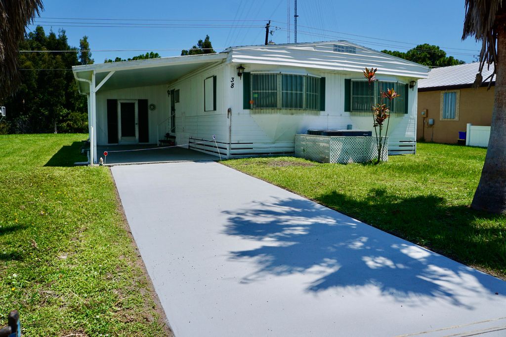 Photo of 38 Mediterranean Boulevard Blvd N, Port Saint Lucie, FL 34952 (MLS # R10810781)