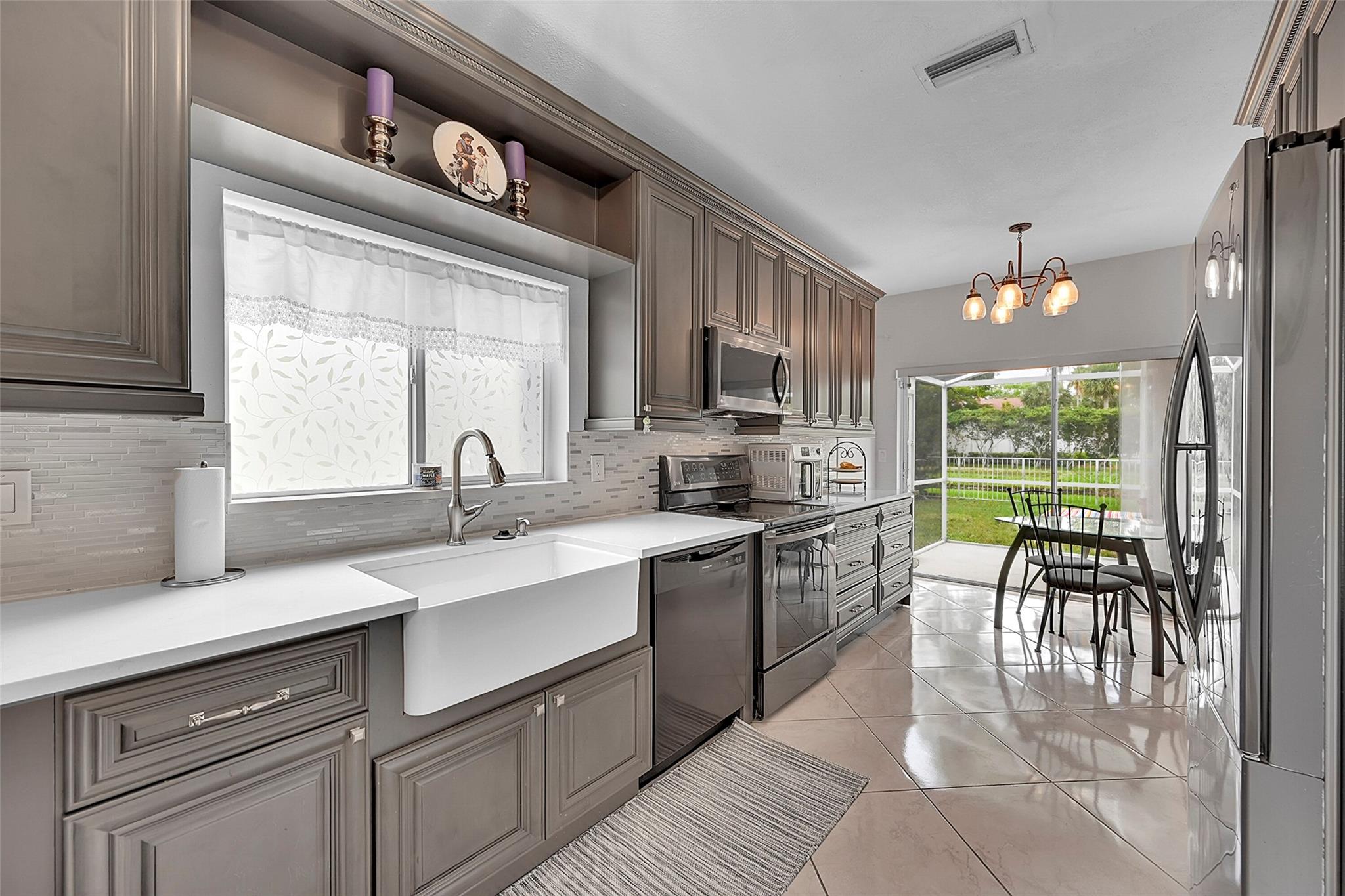 Bridgewater At Plantation - Residential