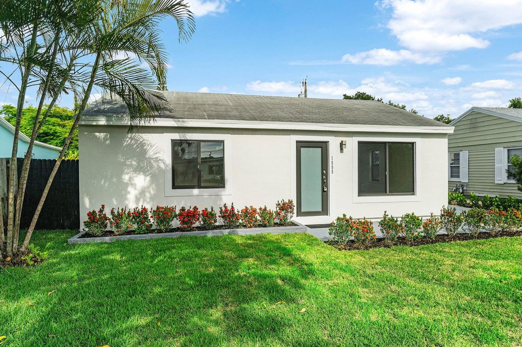 Photo of 1505 N N Street, Lake Worth Beach, FL 33460 (MLS # R11115044)
