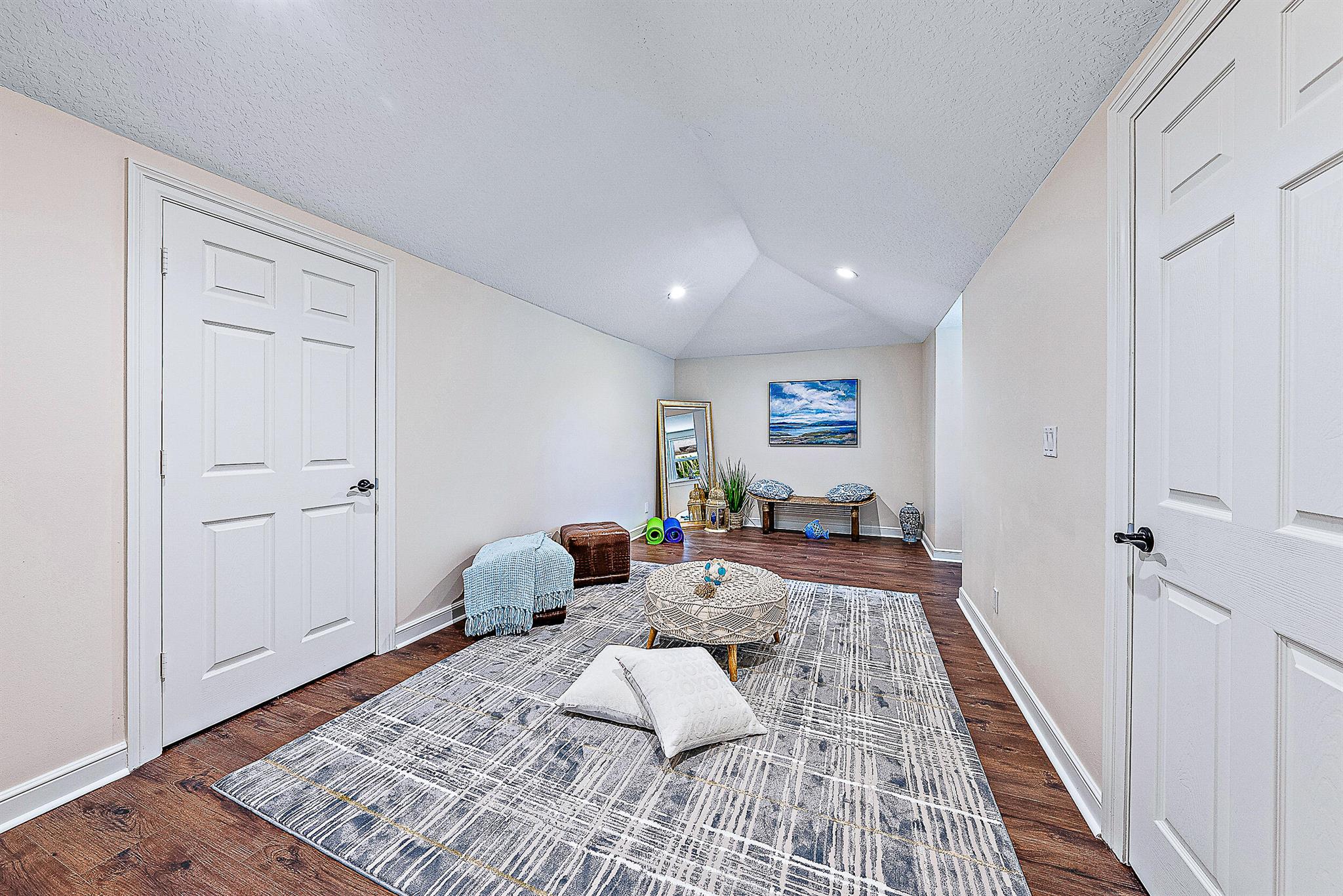 Steeplechase - Residential