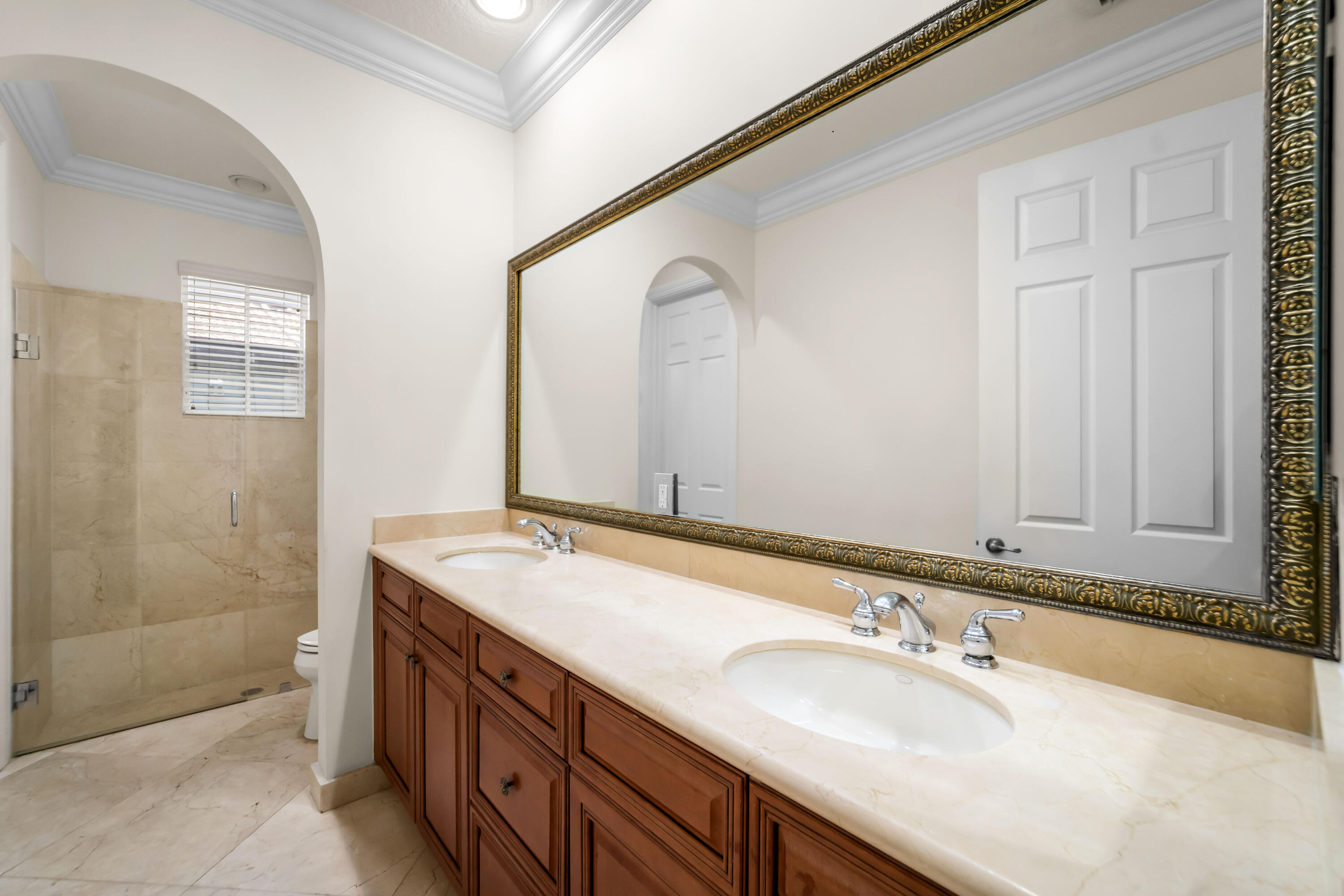 GREENBRIAR PLAT 174 93 - Residential