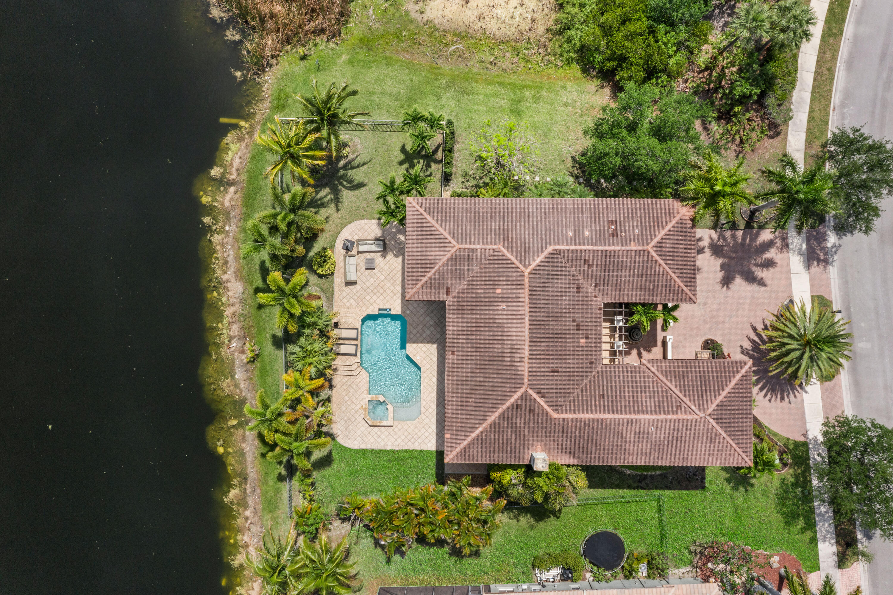 11244 NW 77th Place