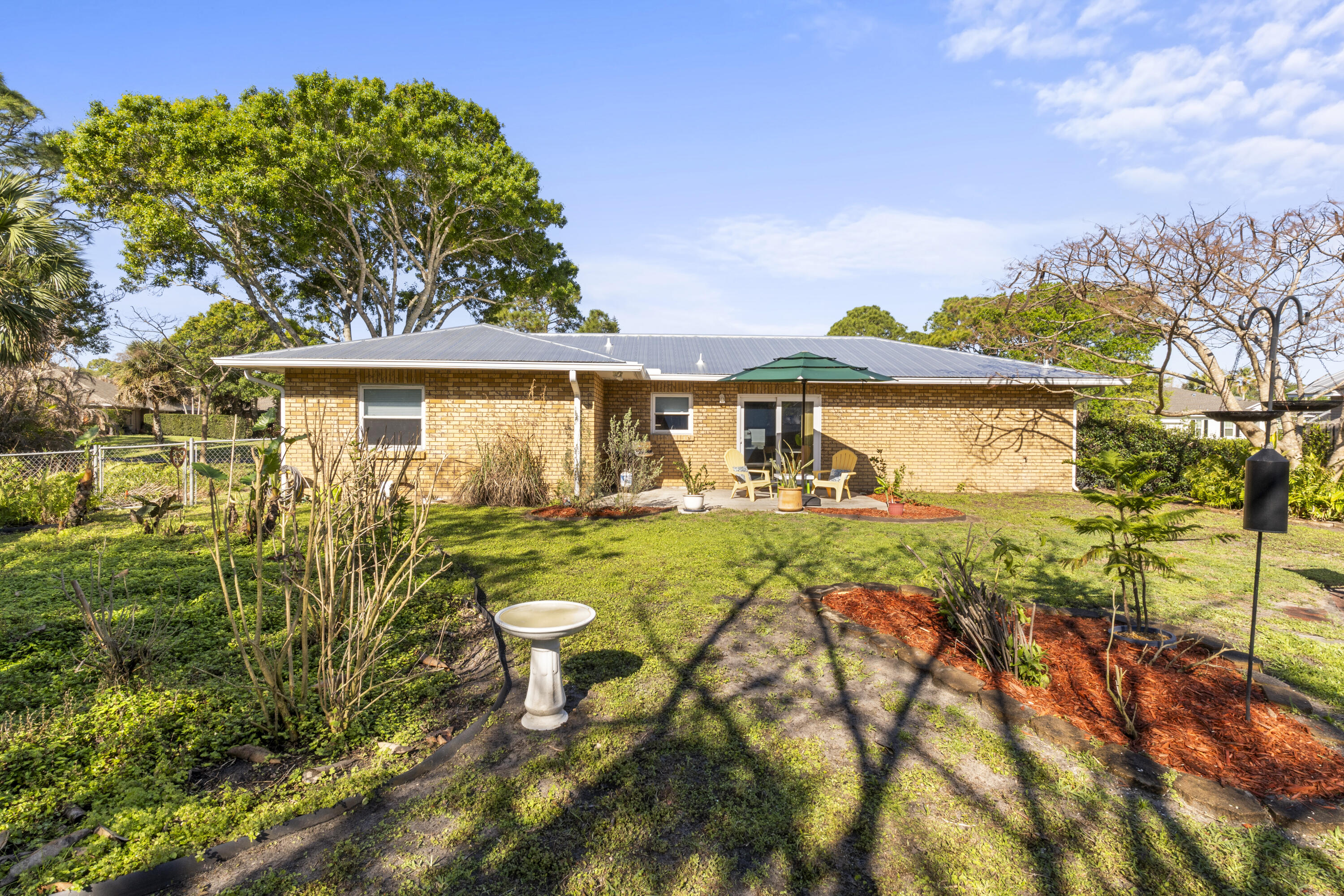 SEBASTIAN HIGHLANDS UNIT 11 - Residential