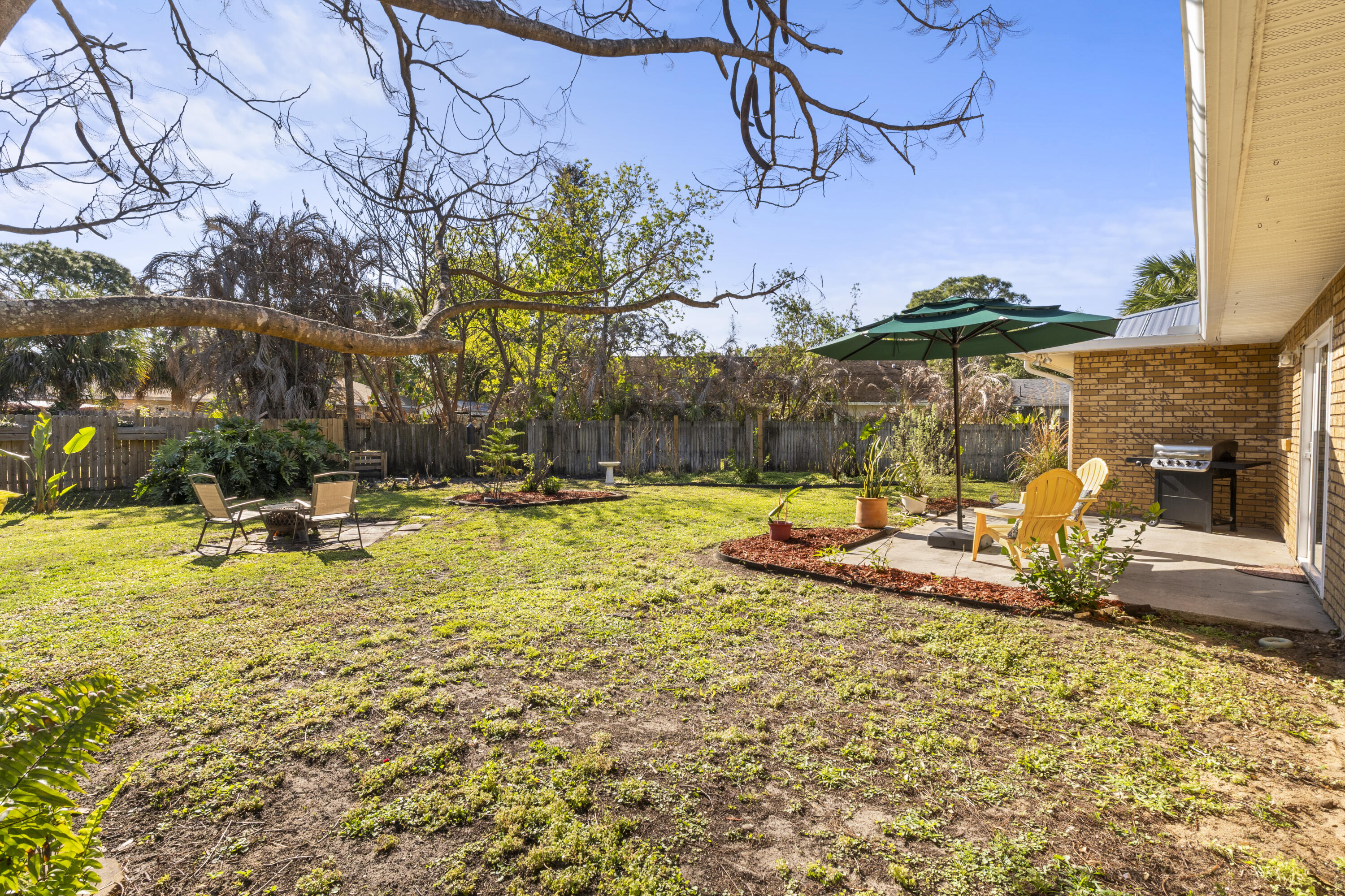 SEBASTIAN HIGHLANDS UNIT 11 - Residential