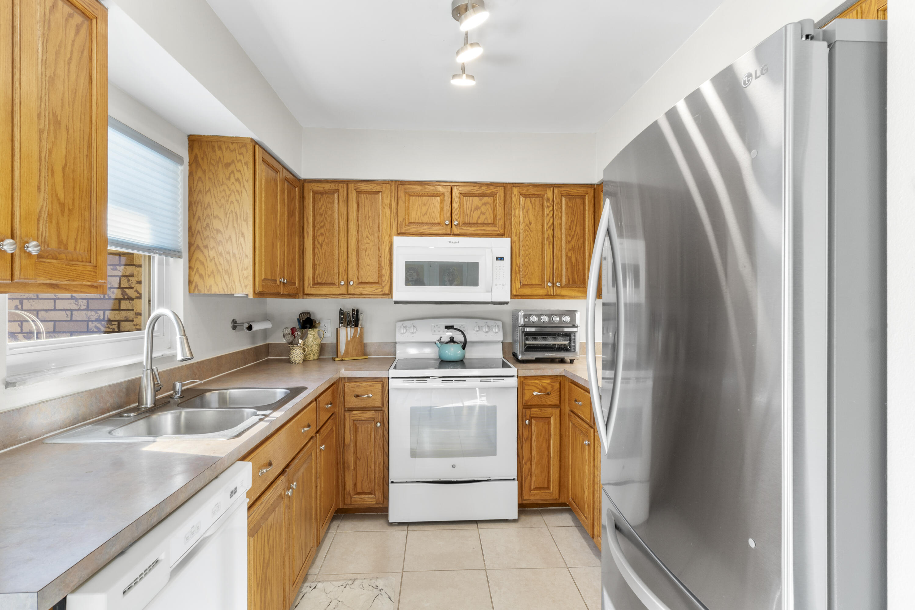 SEBASTIAN HIGHLANDS UNIT 11 - Residential