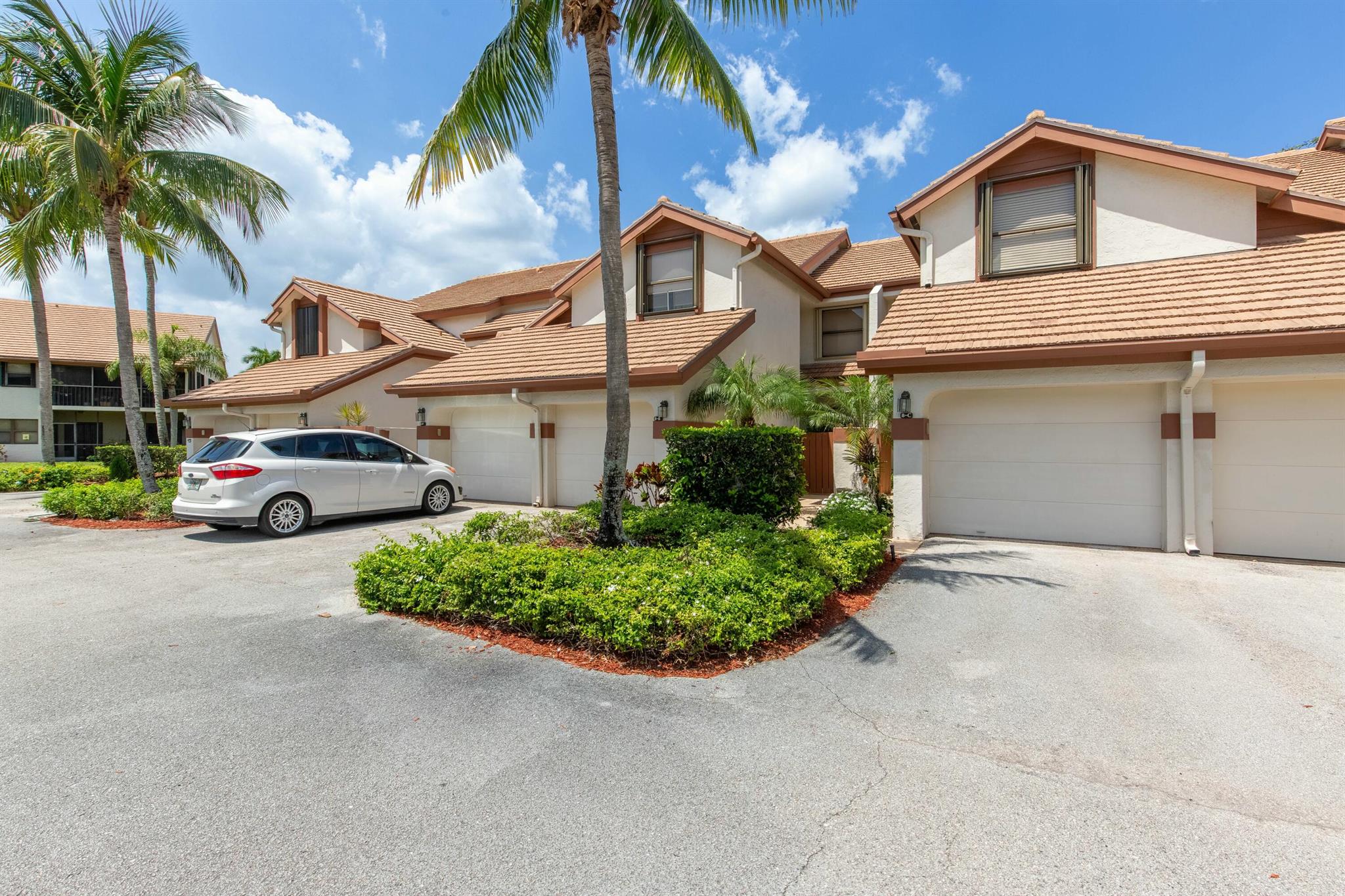 Properties 12644 Shoreline Drive 8c