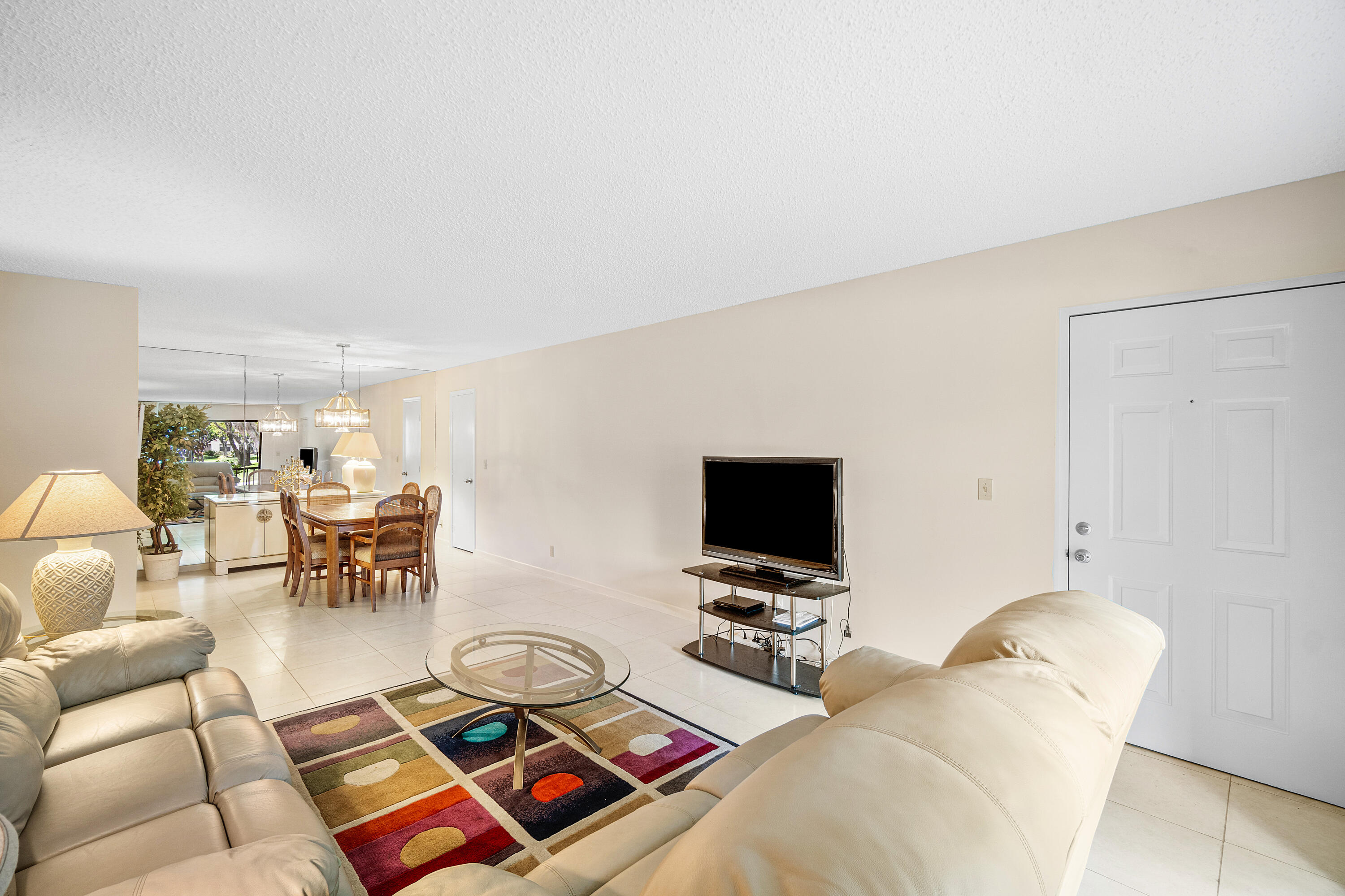 9810 Pineapple Tree Drive 101