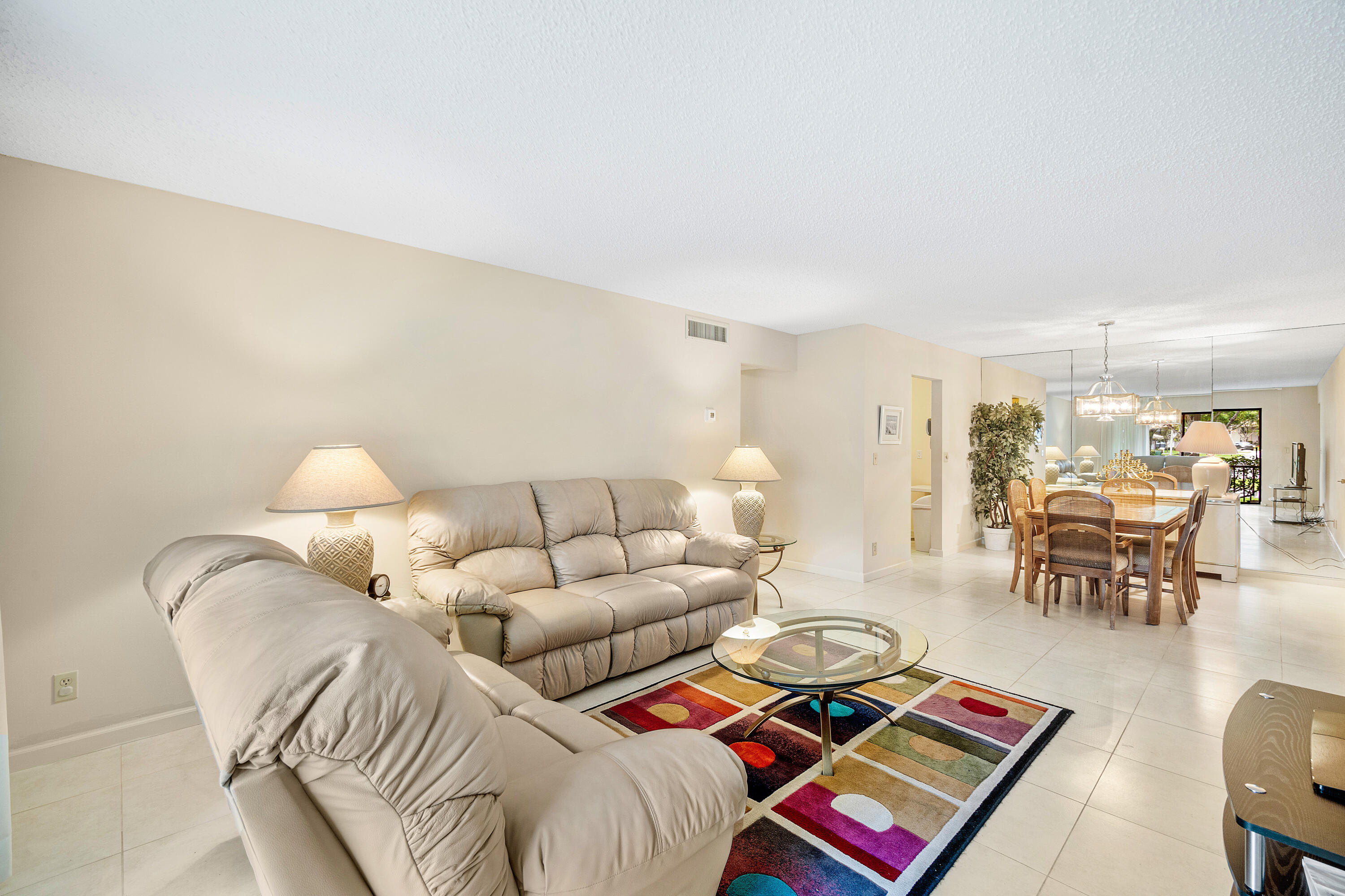 9810 Pineapple Tree Drive 101