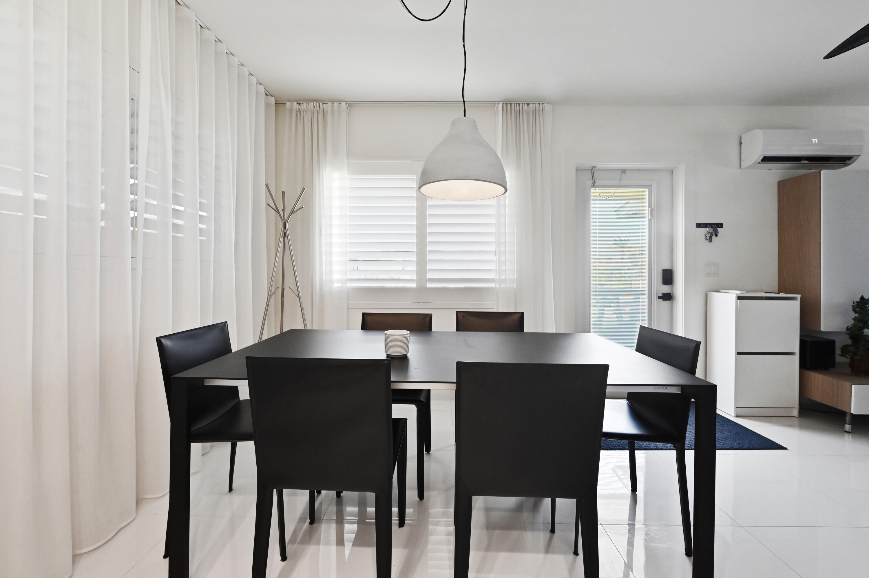 BERKELEY DIPLOMAT - Residential