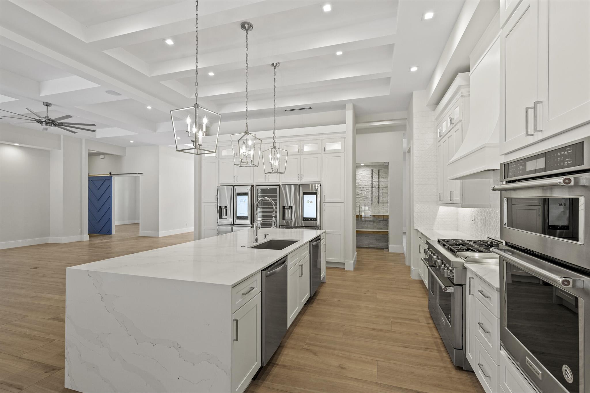 STONEWAL ESTATES - Residential