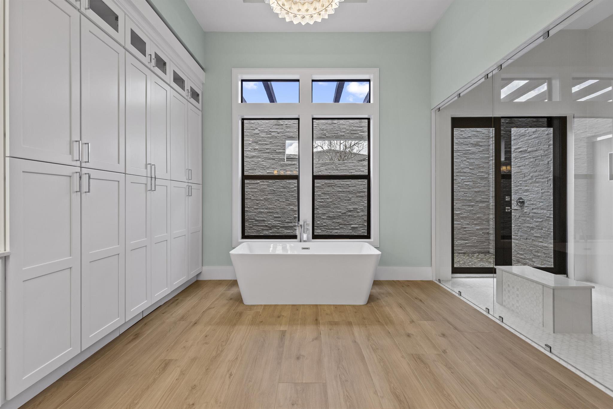 STONEWAL ESTATES - Residential